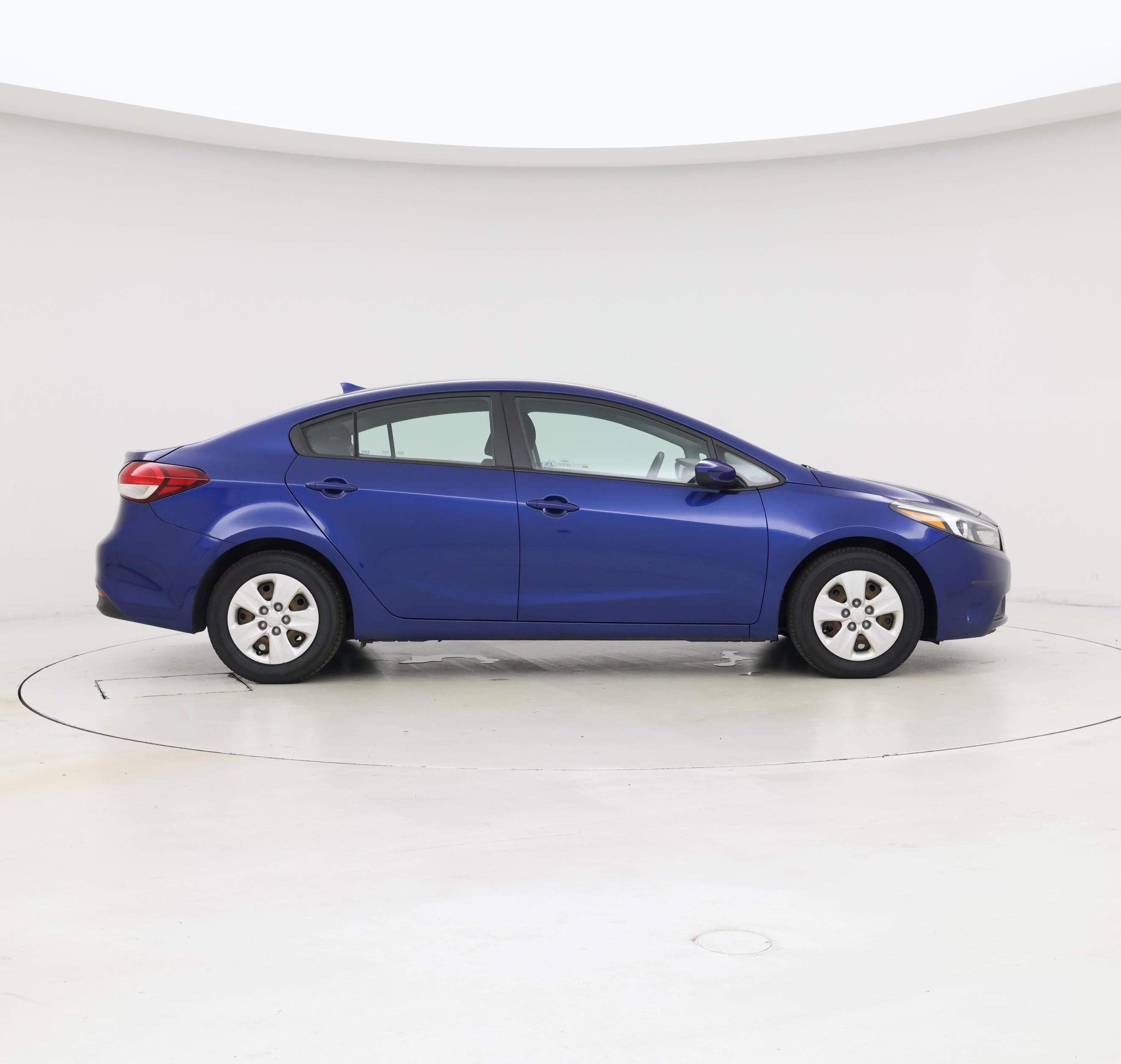 Thumbnail: 2018 Kia Forte - 7