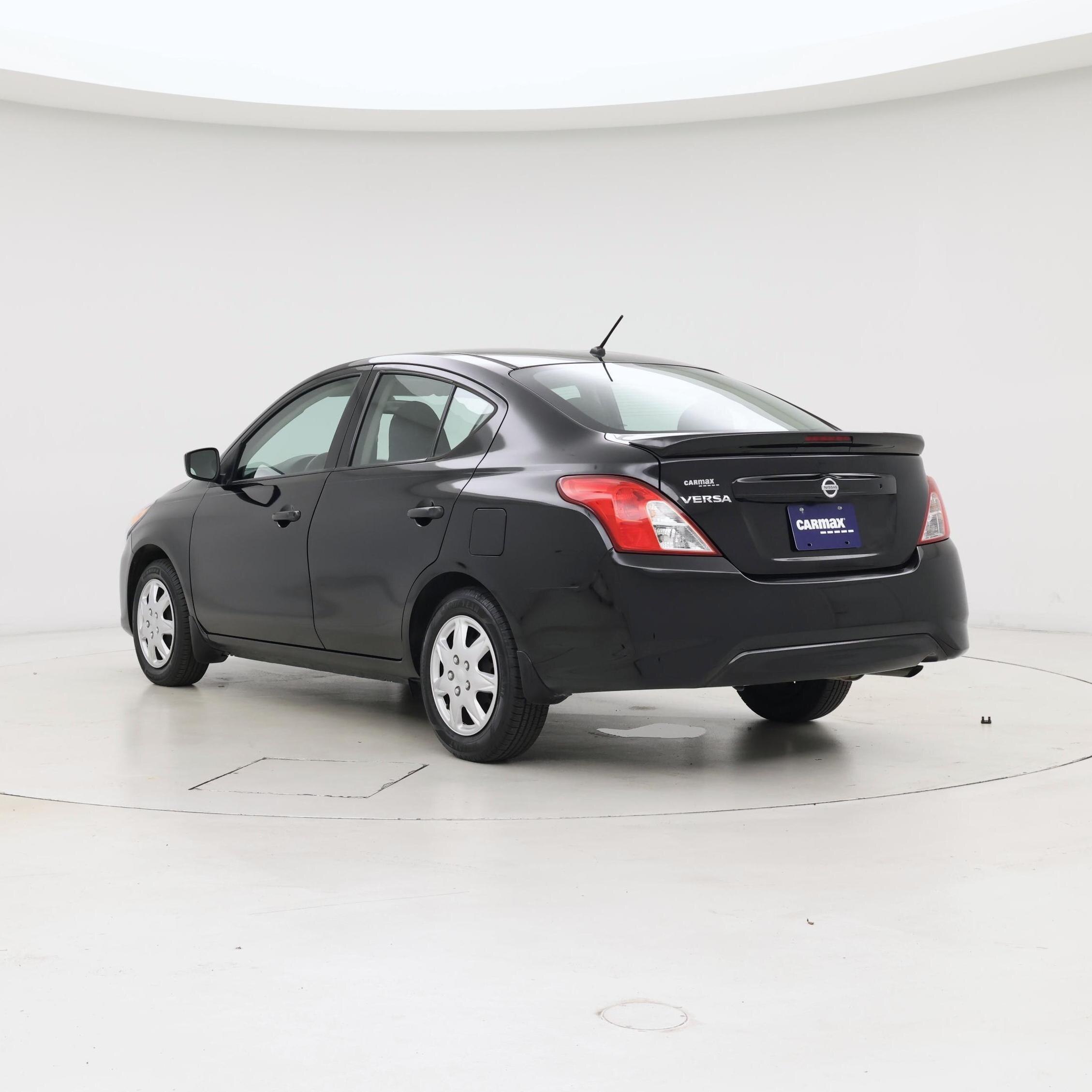 Thumbnail: 2017 Nissan Versa - 2