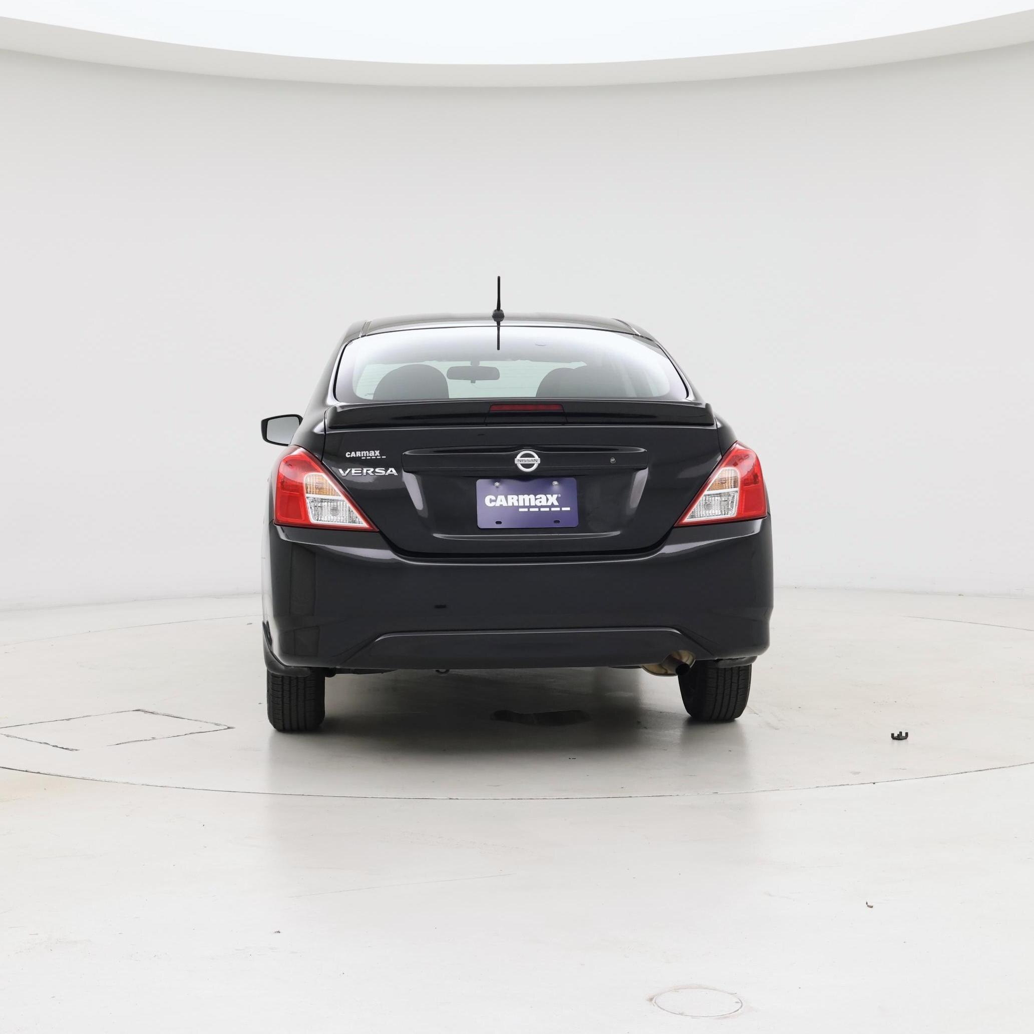 Thumbnail: 2017 Nissan Versa - 6