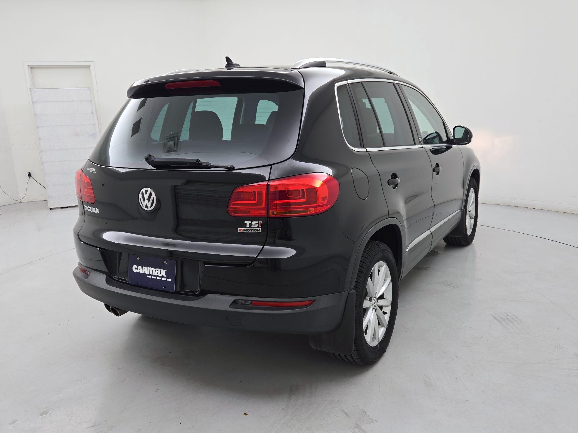Thumbnail: 2017 Volkswagen Tiguan - 5