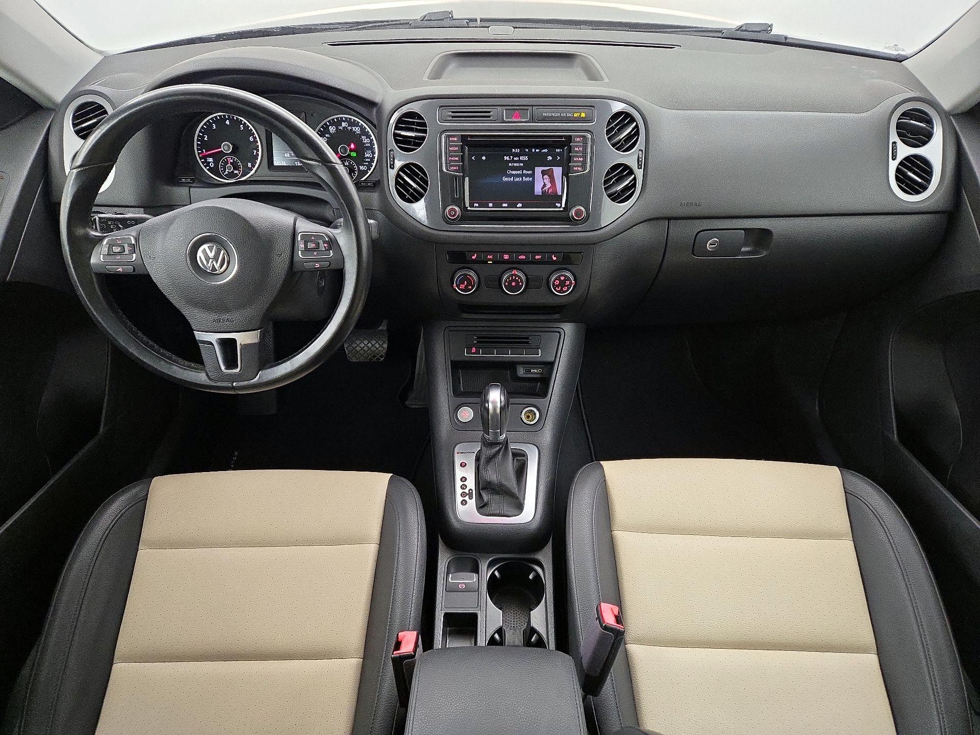 Thumbnail: 2017 Volkswagen Tiguan - 8