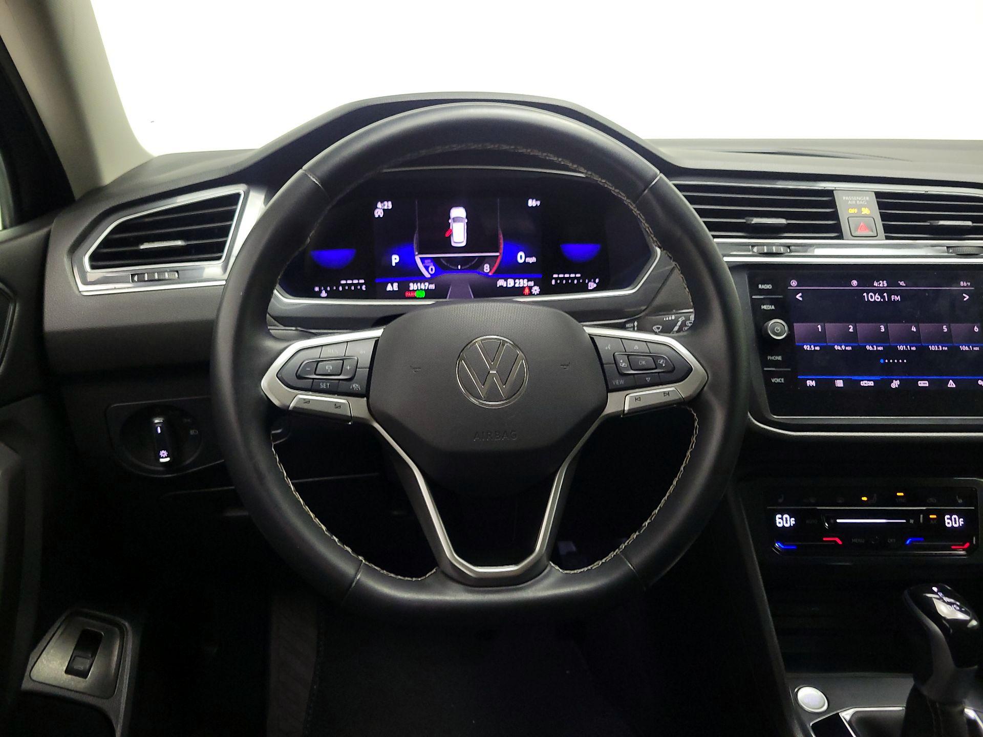 Thumbnail: 2024 Volkswagen Tiguan - 10