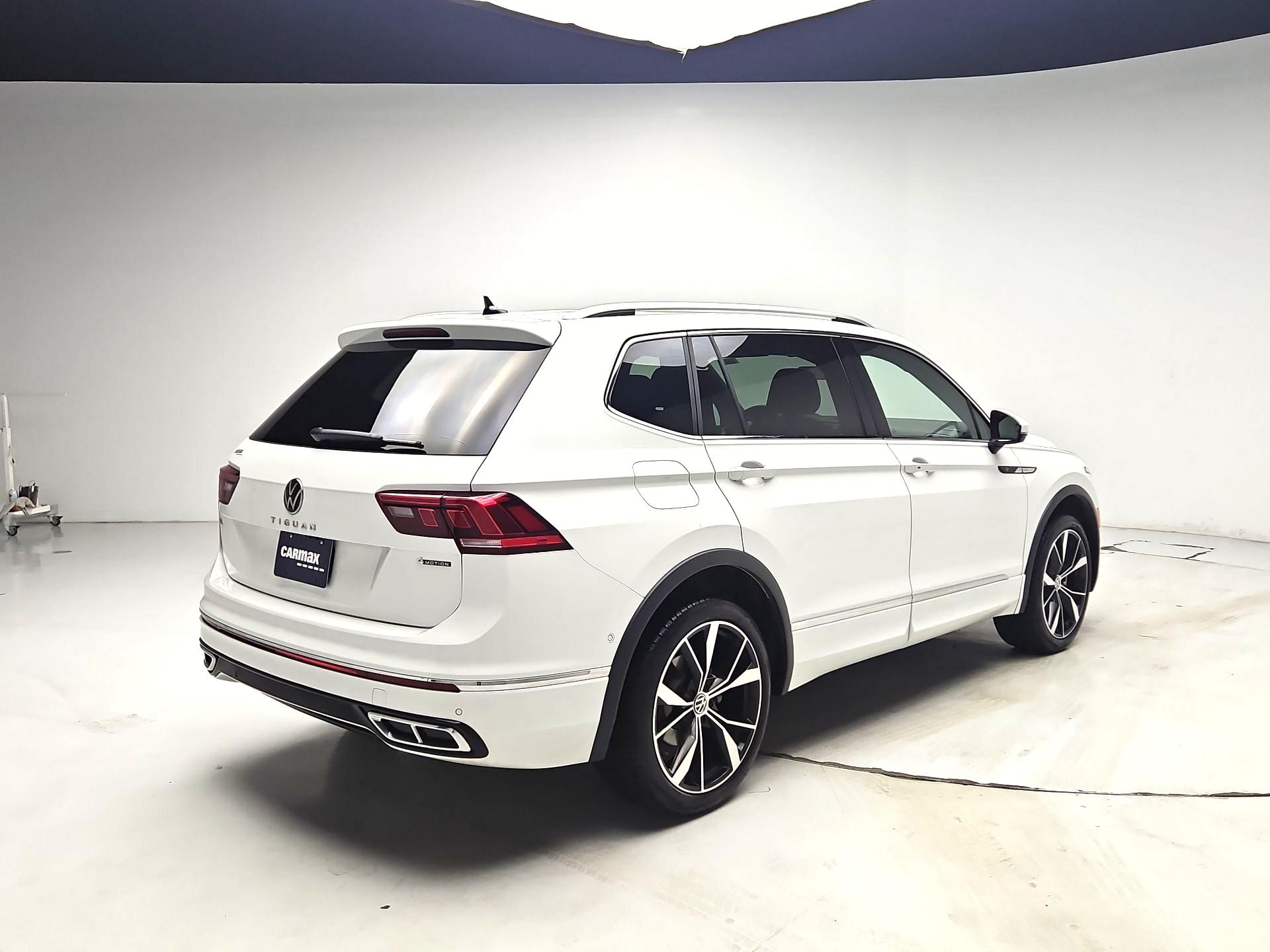 Thumbnail: 2024 Volkswagen Tiguan - 5