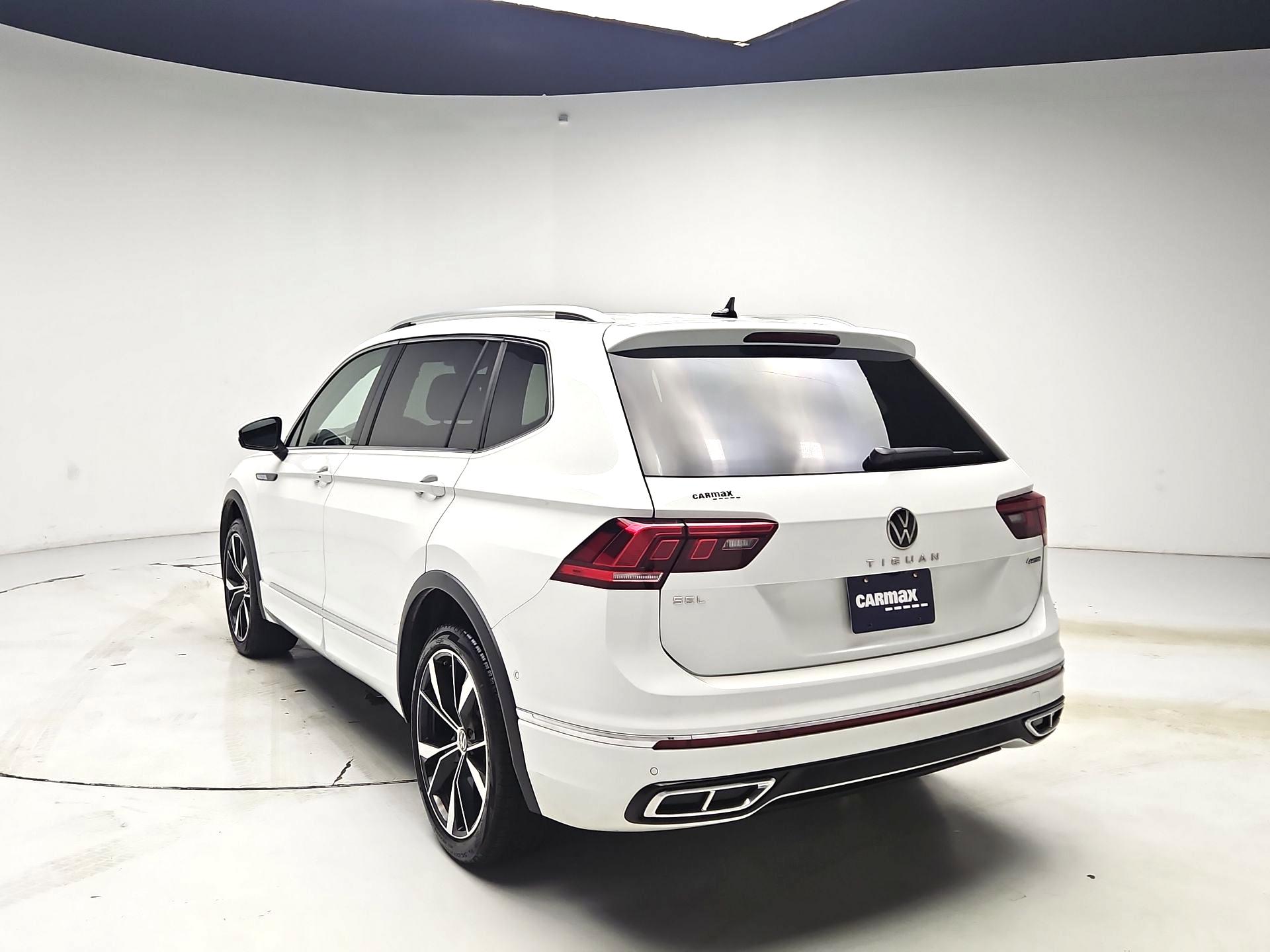 Thumbnail: 2024 Volkswagen Tiguan - 7