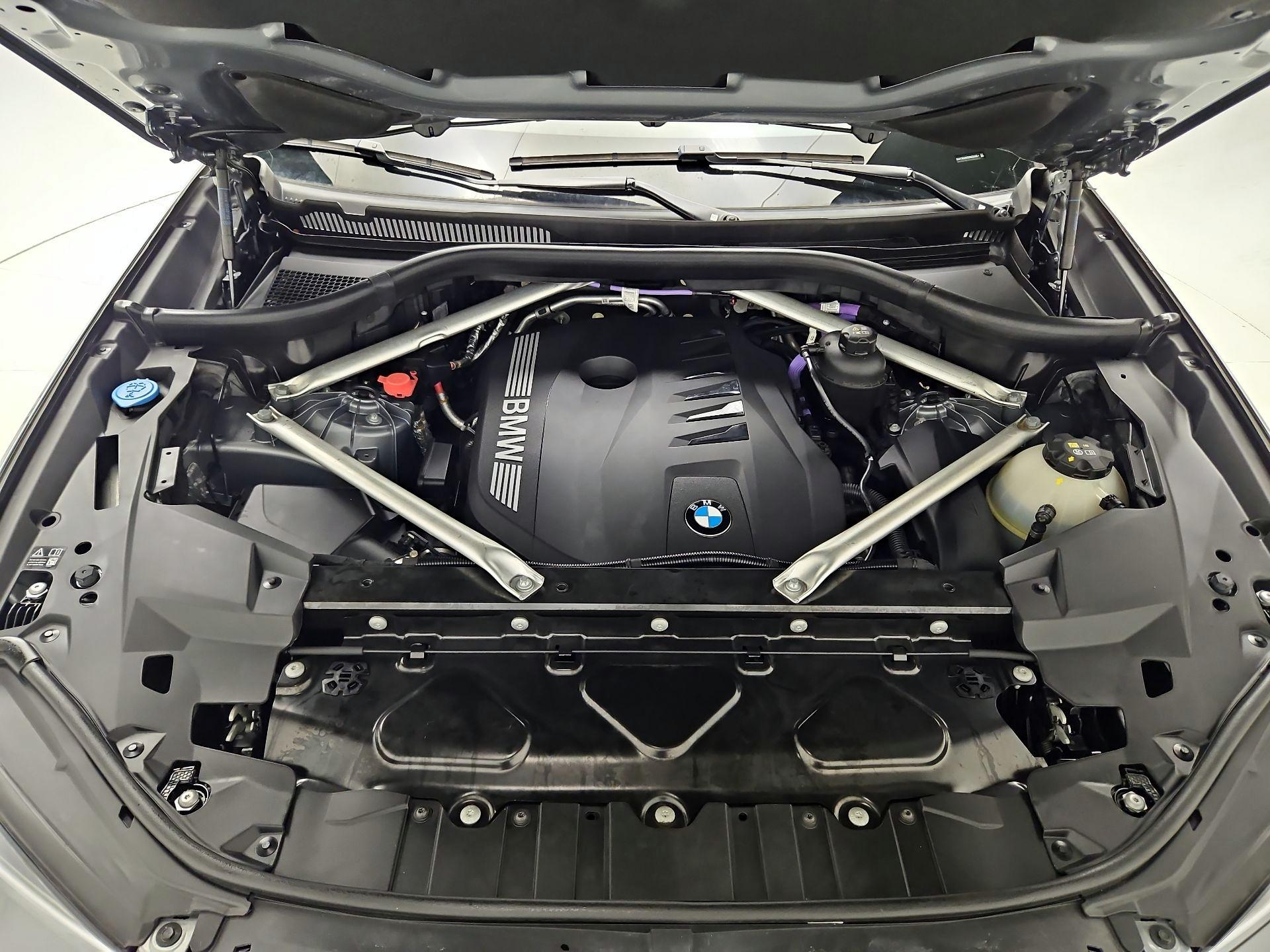 Thumbnail: 2025 BMW X5 - 19