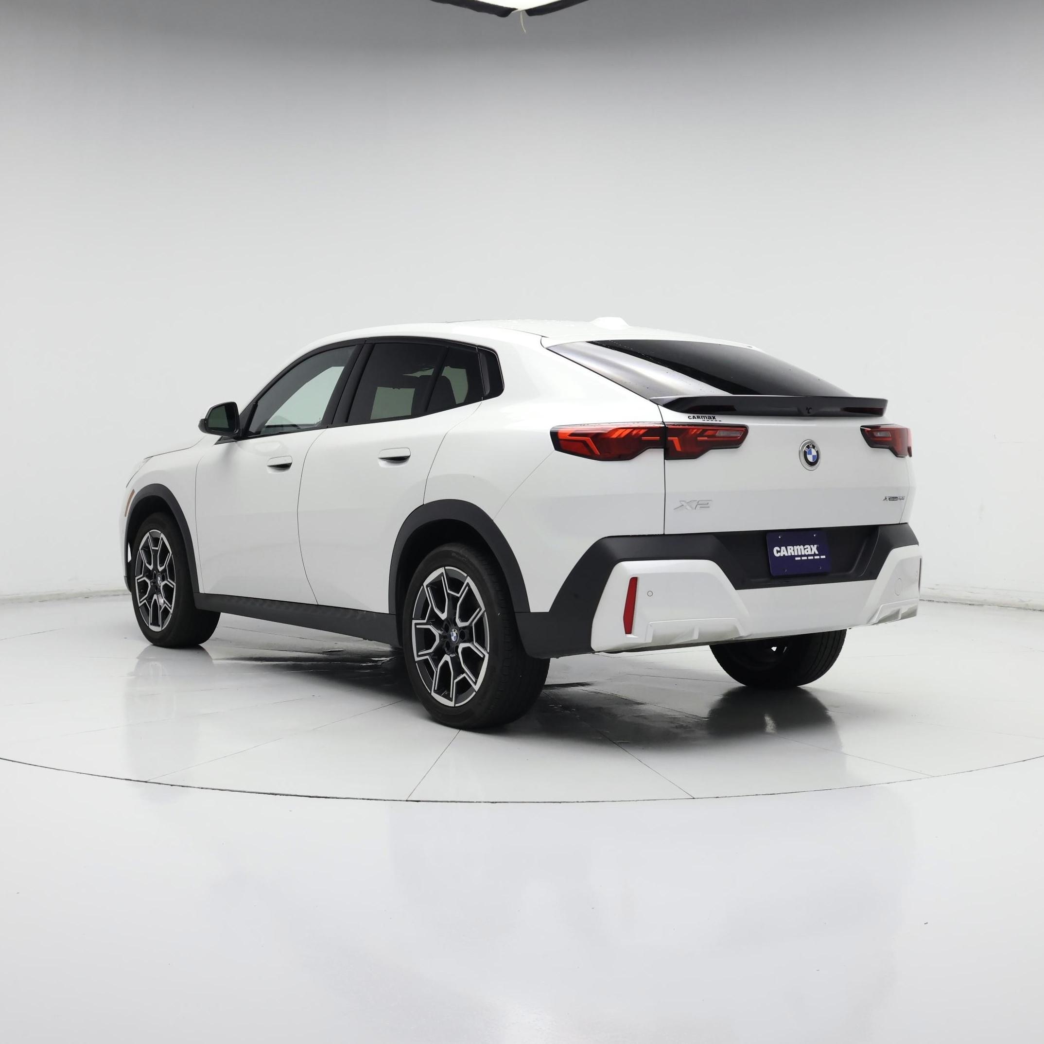 Thumbnail: 2025 BMW X2 - 2