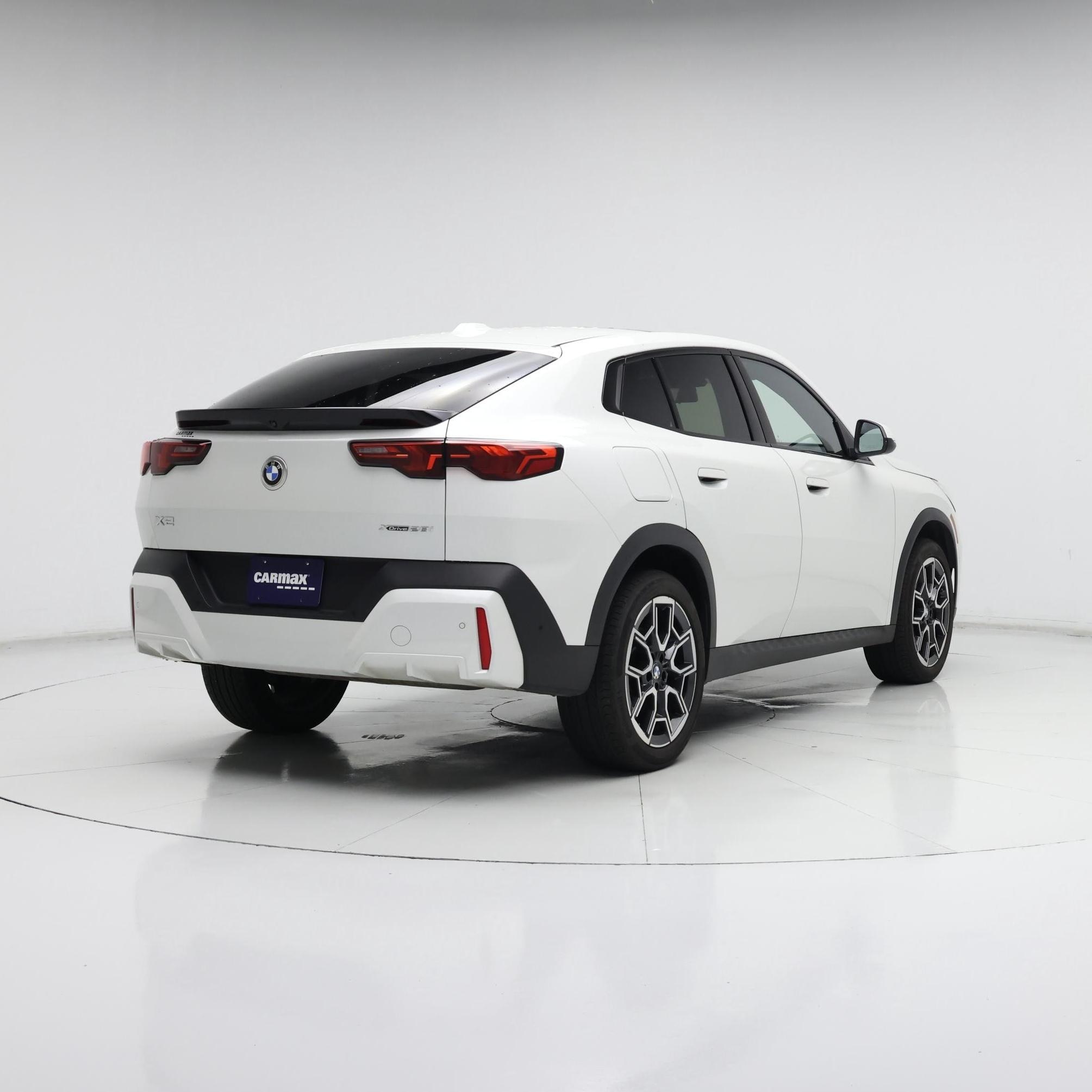 Thumbnail: 2025 BMW X2 - 8