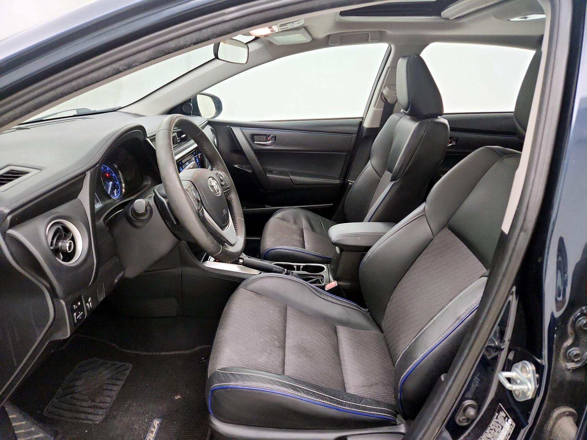 Thumbnail: 2018 Toyota Corolla - 11