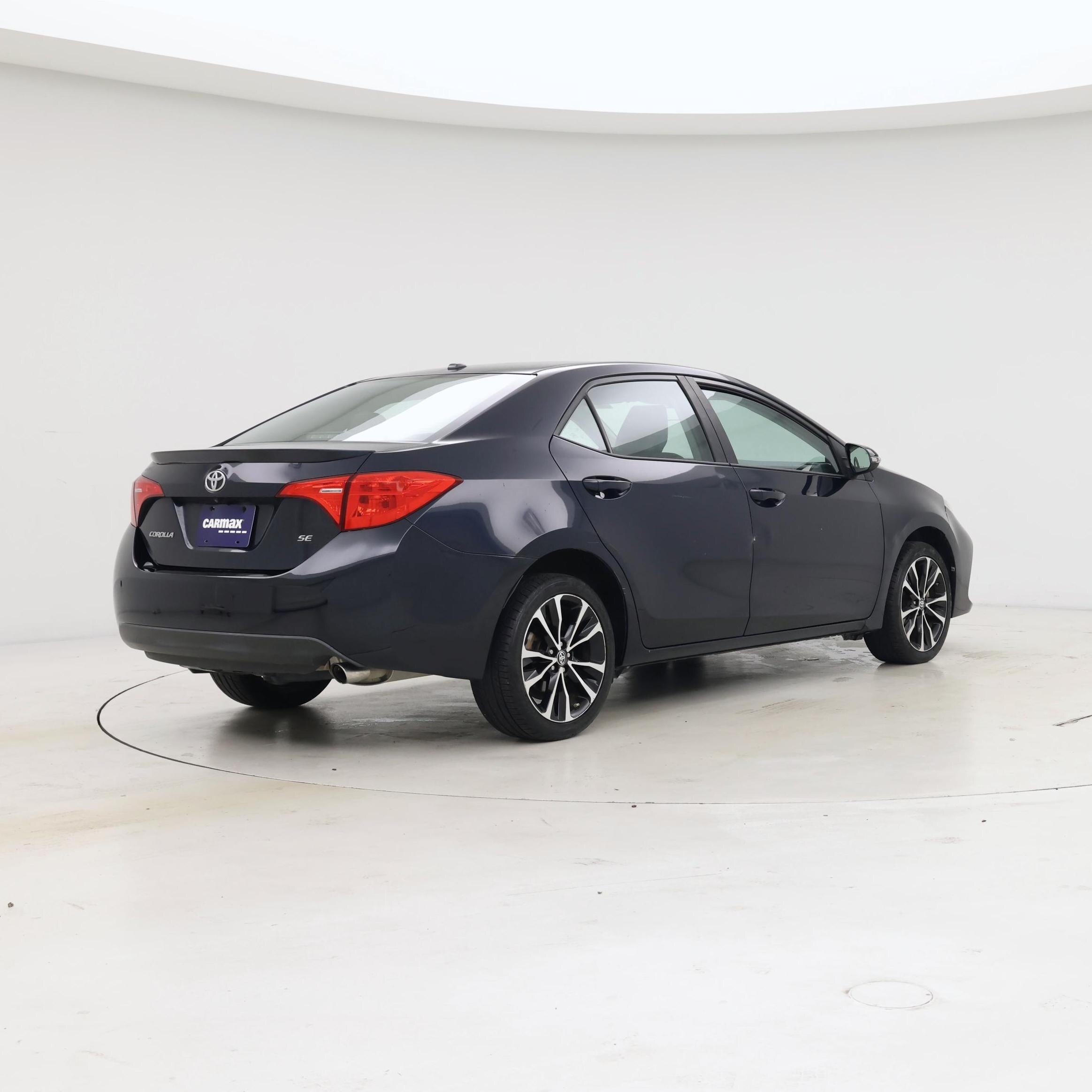 Thumbnail: 2018 Toyota Corolla - 8