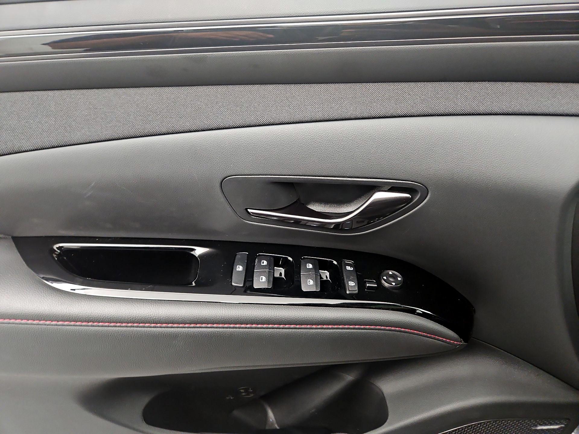 Thumbnail: 2024 Hyundai Tucson - 12