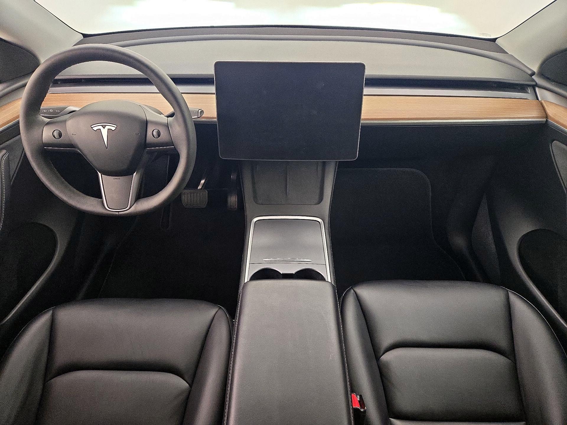 Thumbnail: 2024 Tesla Model Y - 9