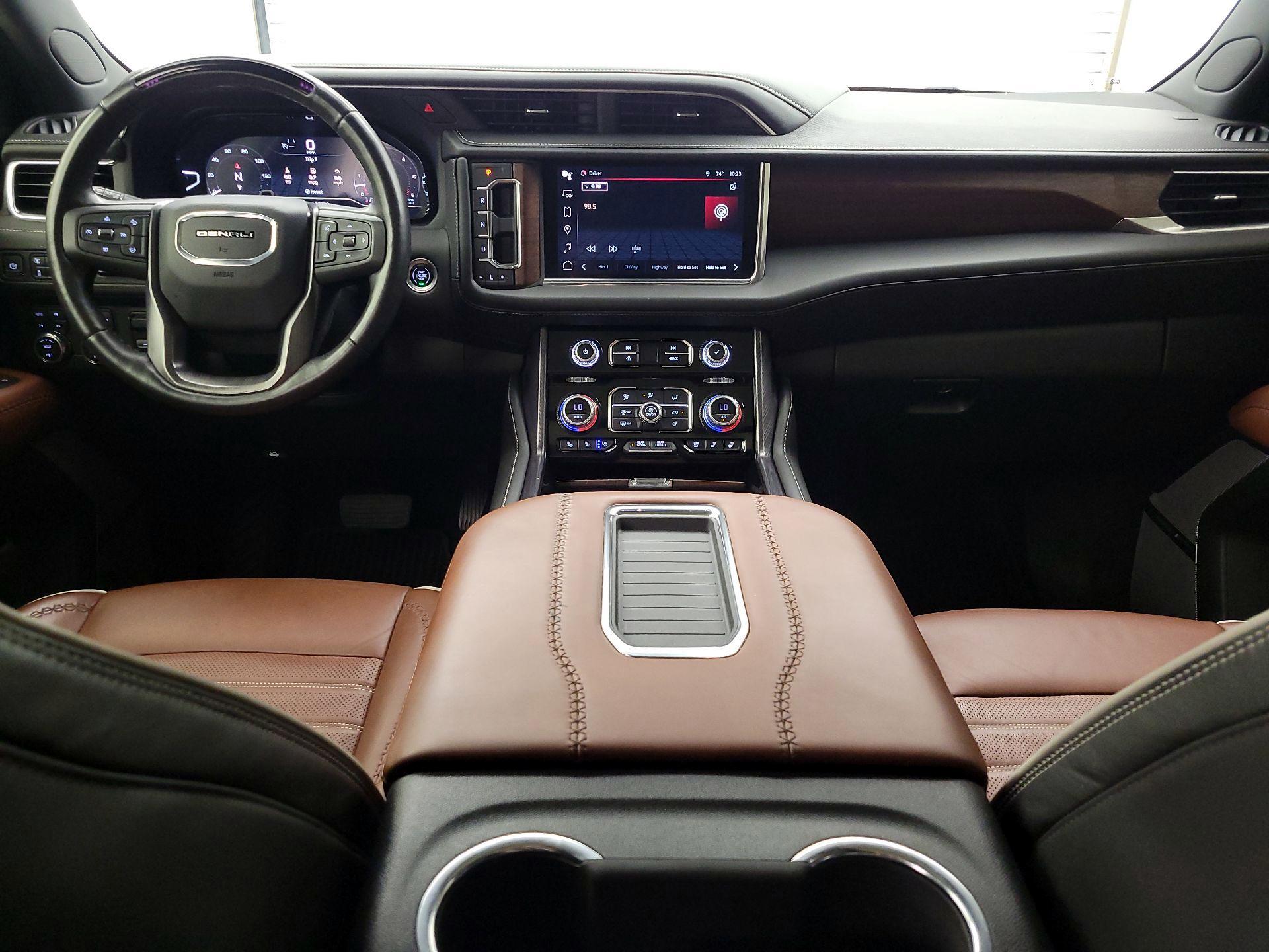 Thumbnail: 2023 GMC Yukon XL - 9