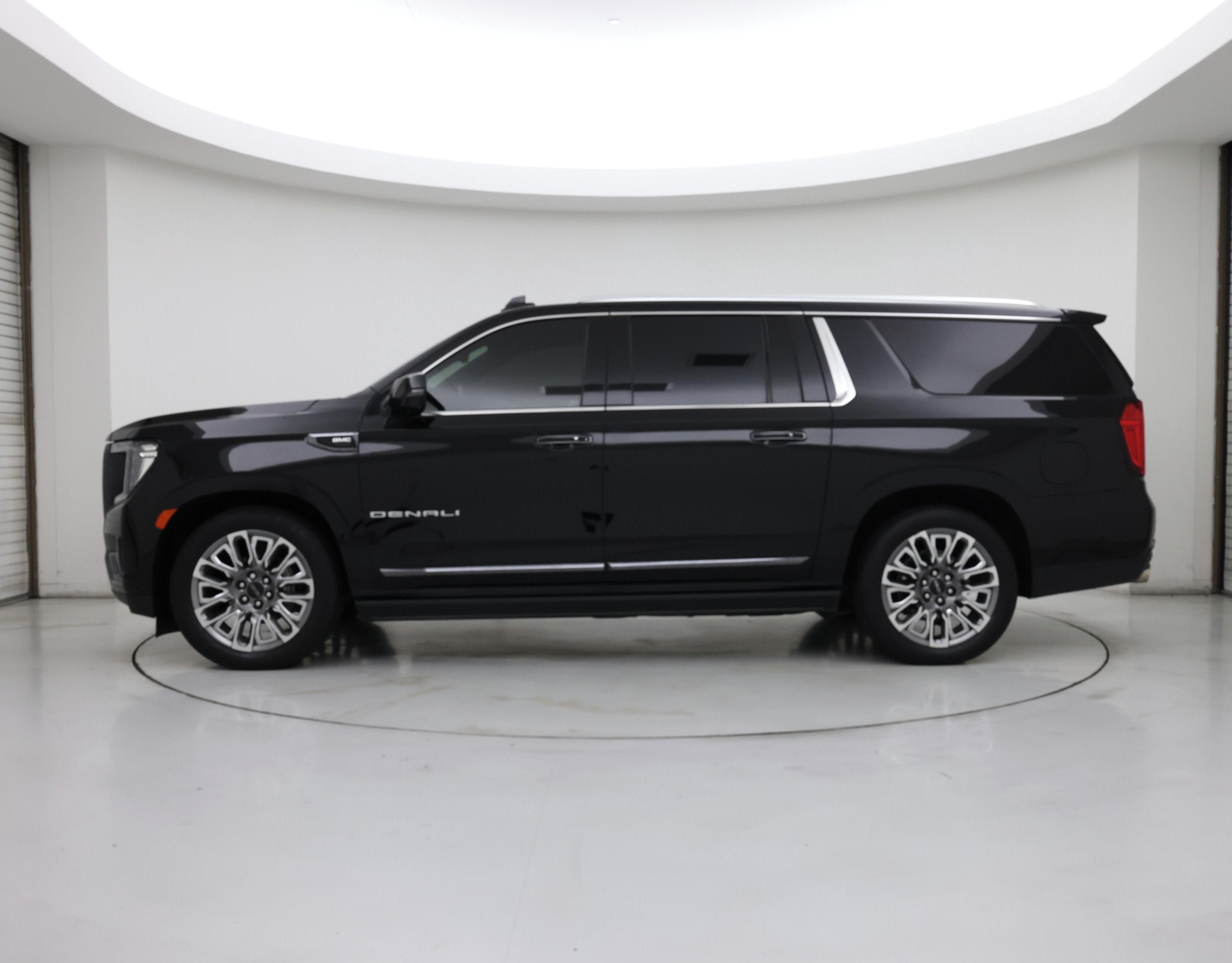Thumbnail: 2023 GMC Yukon XL - 3