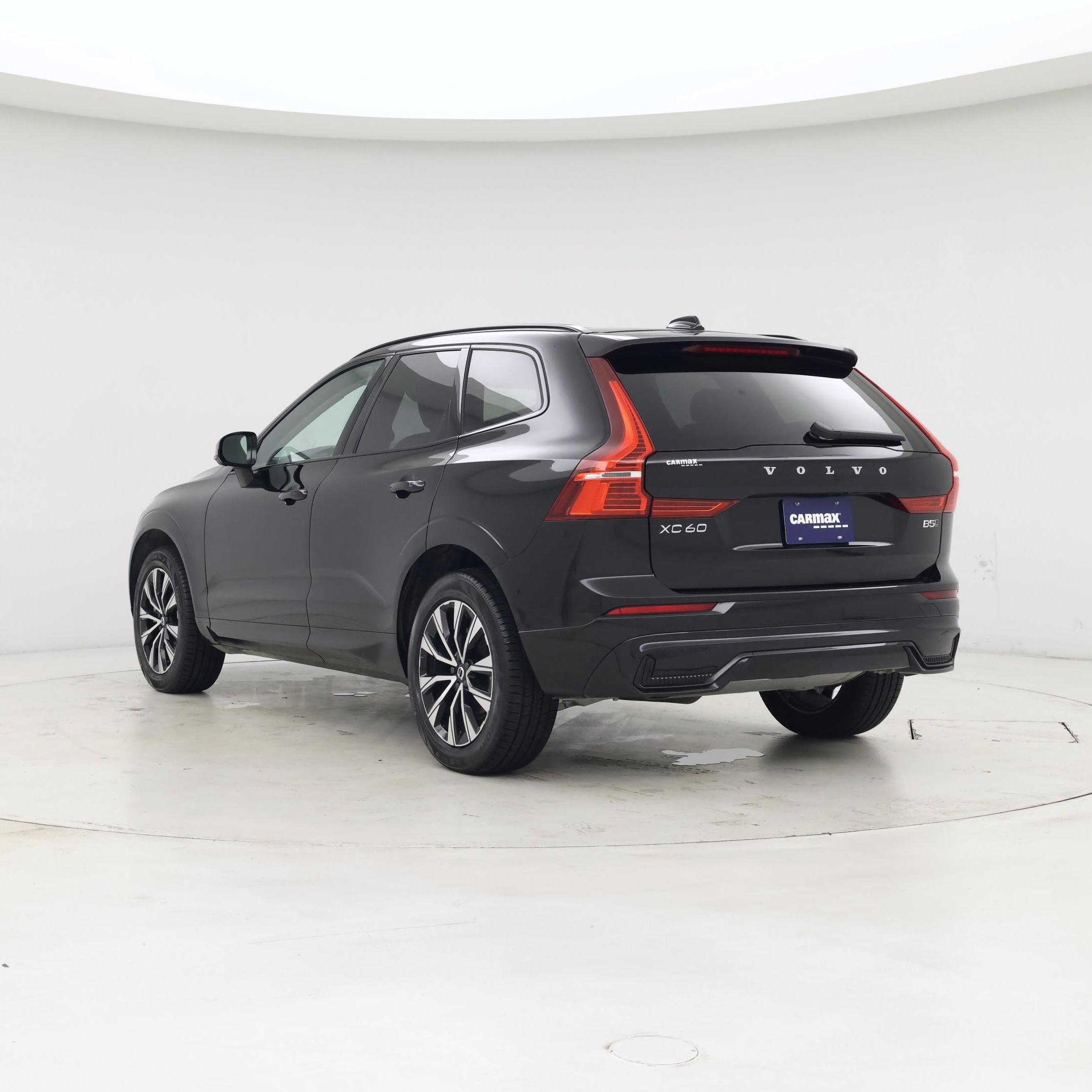 Thumbnail: 2025 Volvo XC60 - 2