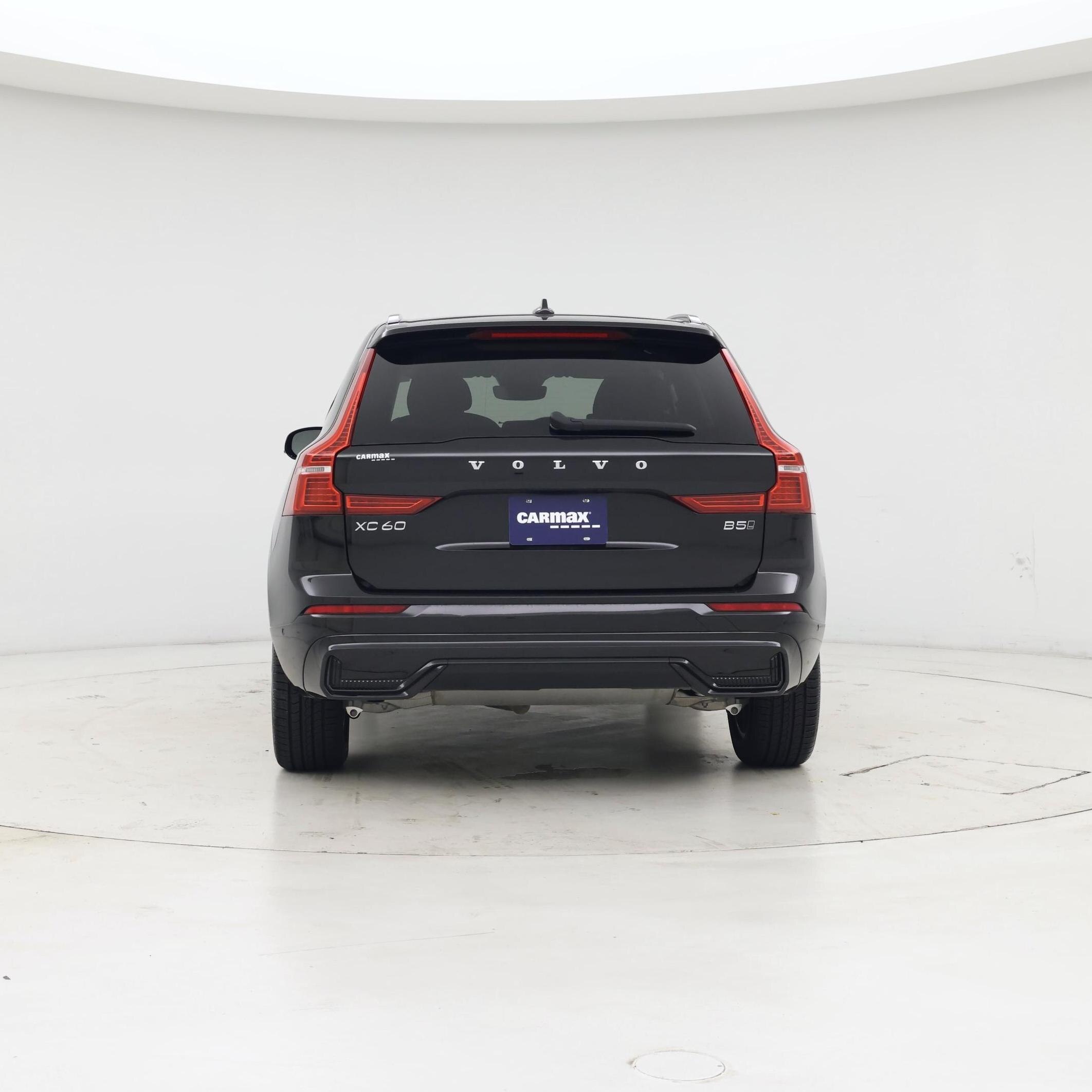 Thumbnail: 2025 Volvo XC60 - 6