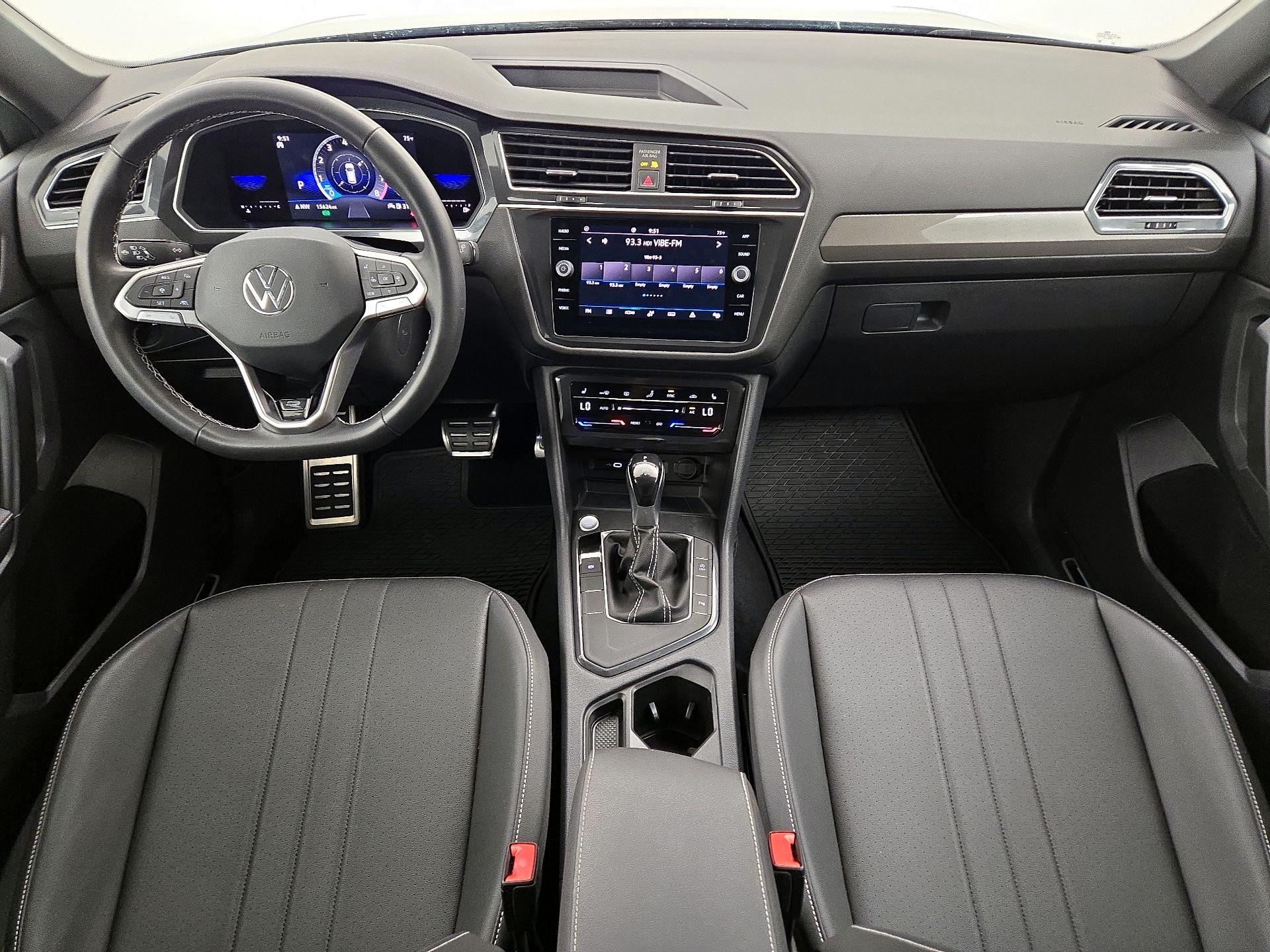 Thumbnail: 2023 Volkswagen Tiguan - 9