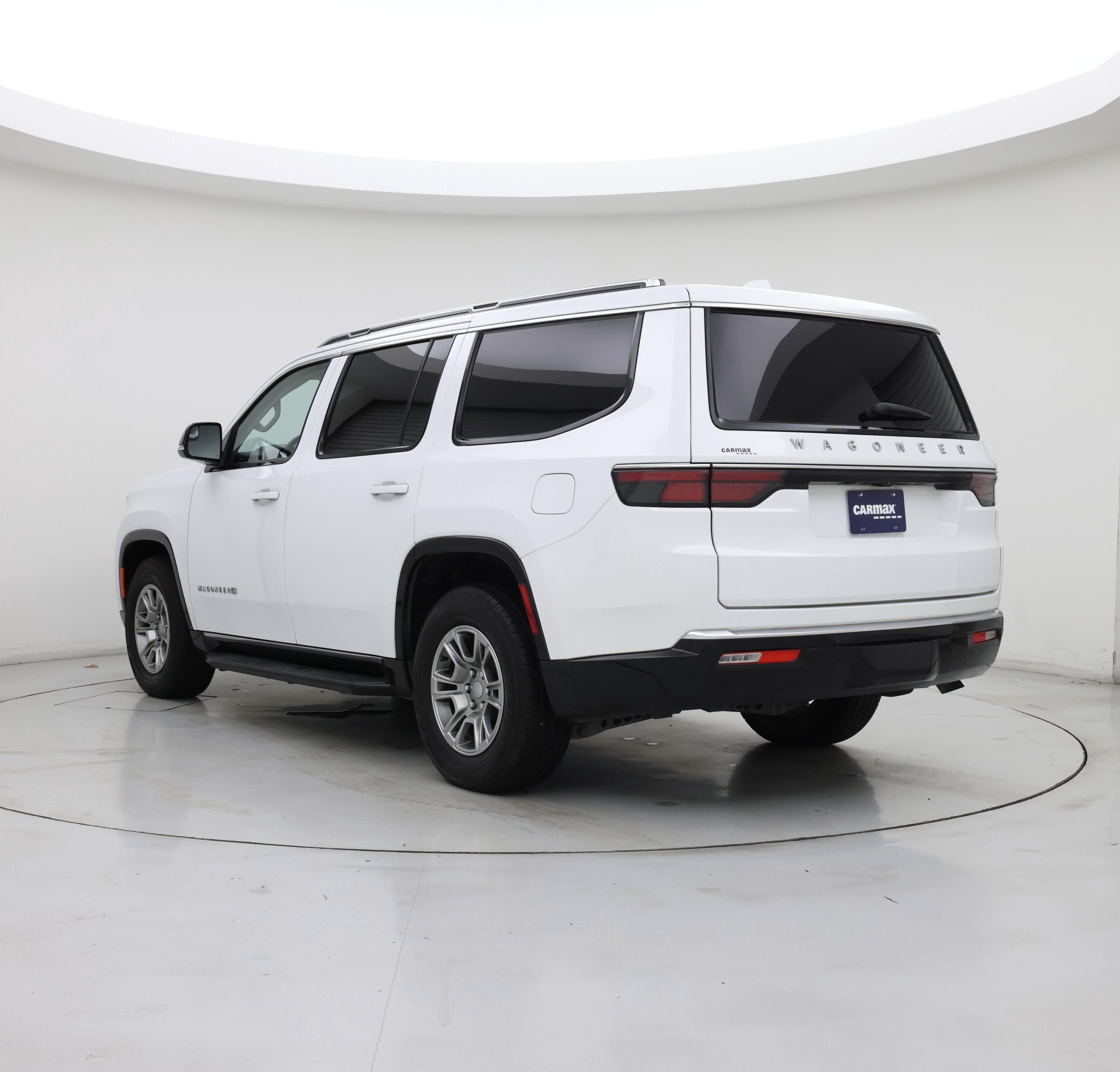 Thumbnail: 2023 Jeep Wagoneer - 2