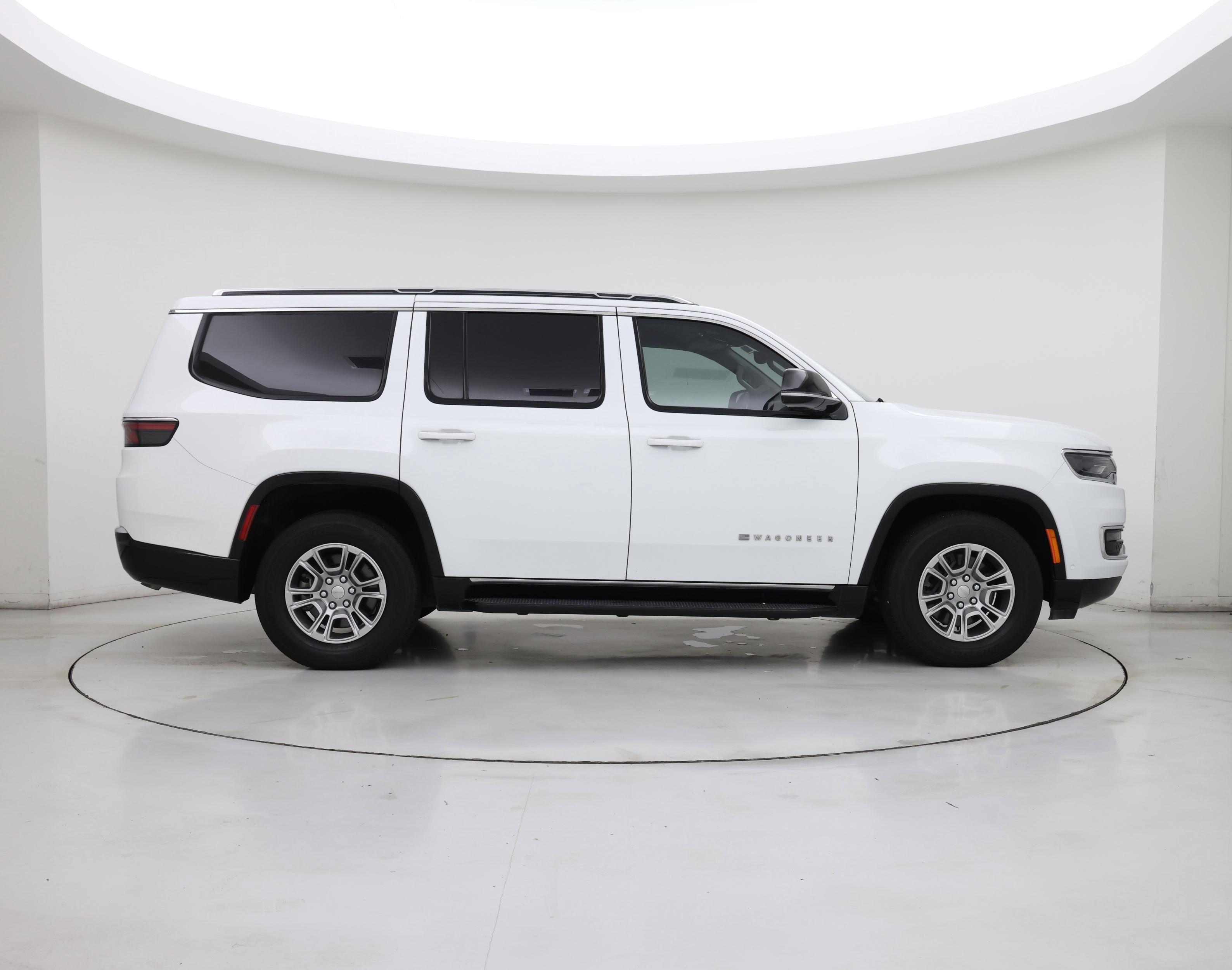 Thumbnail: 2023 Jeep Wagoneer - 7