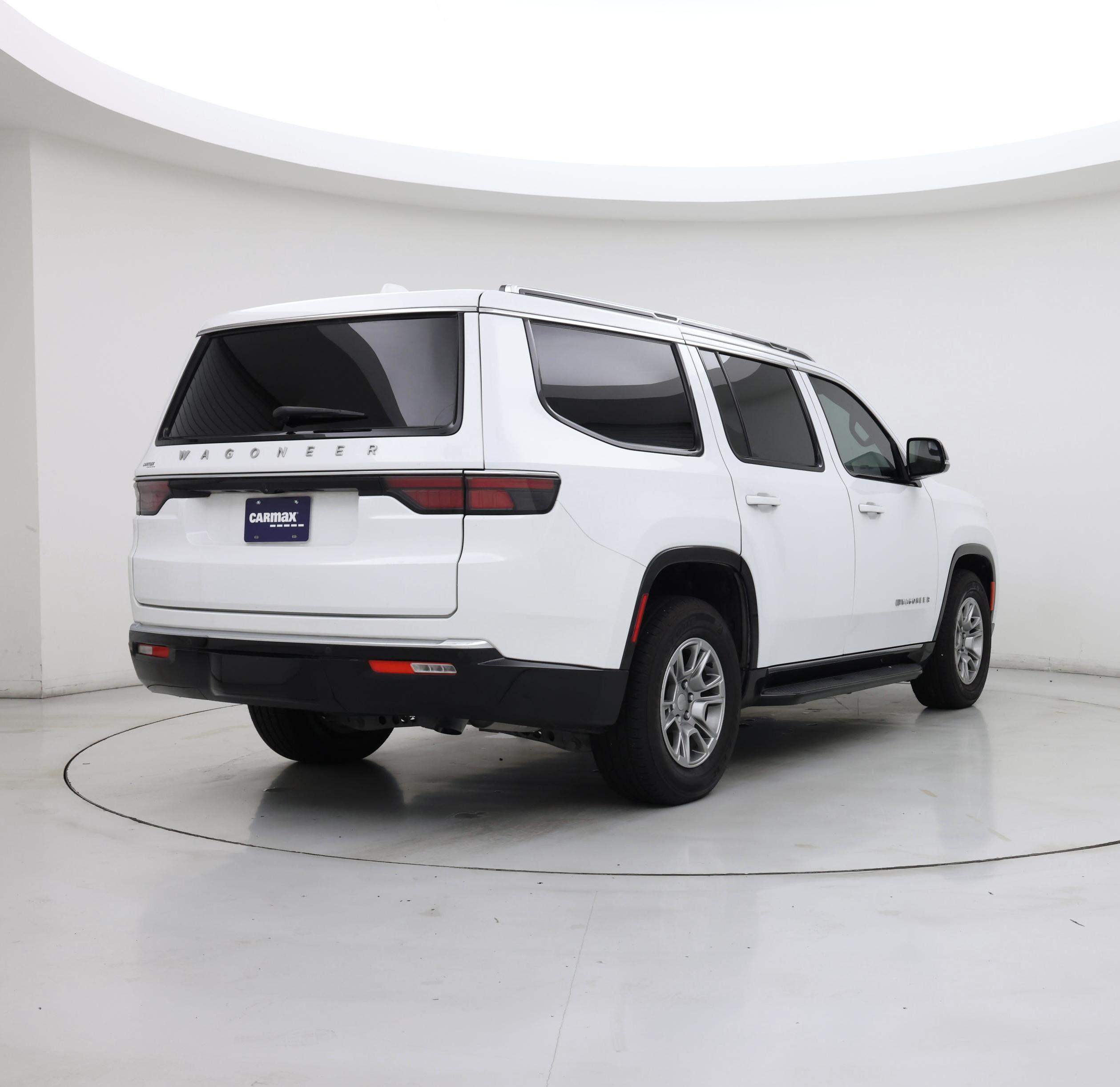 Thumbnail: 2023 Jeep Wagoneer - 8