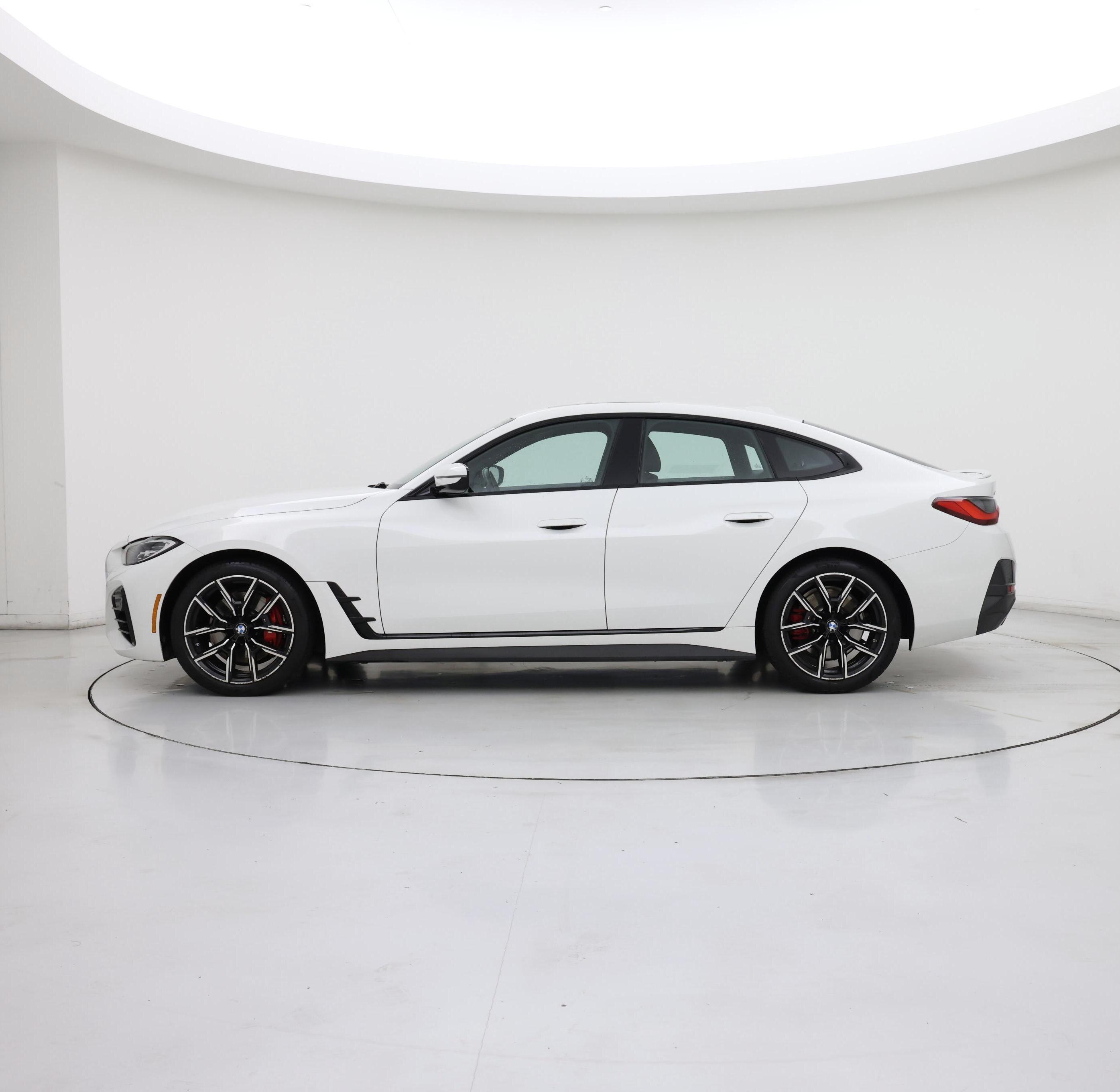 Thumbnail: 2022 BMW 4 Series - 3
