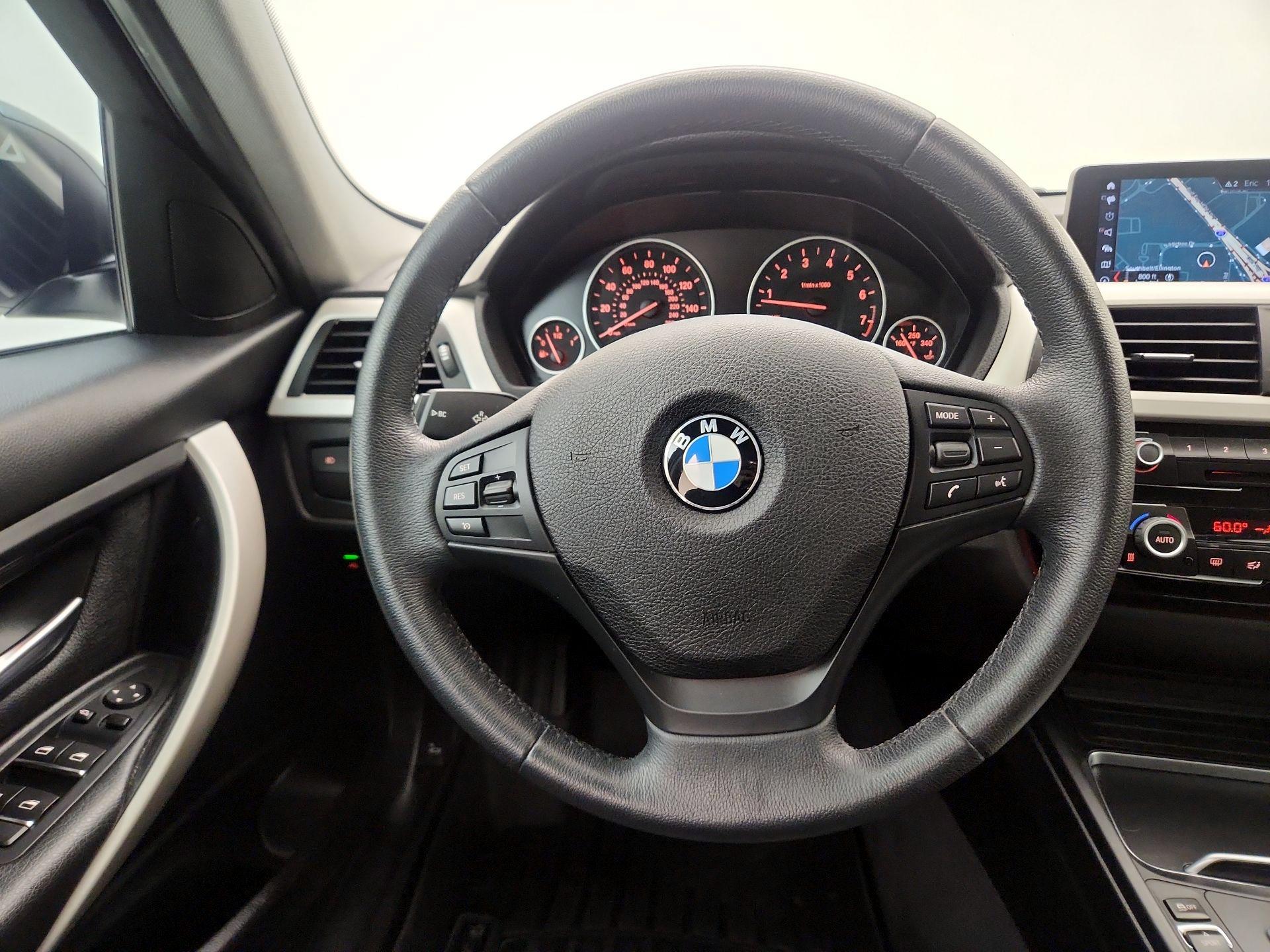 Thumbnail: 2018 BMW 3 Series - 10