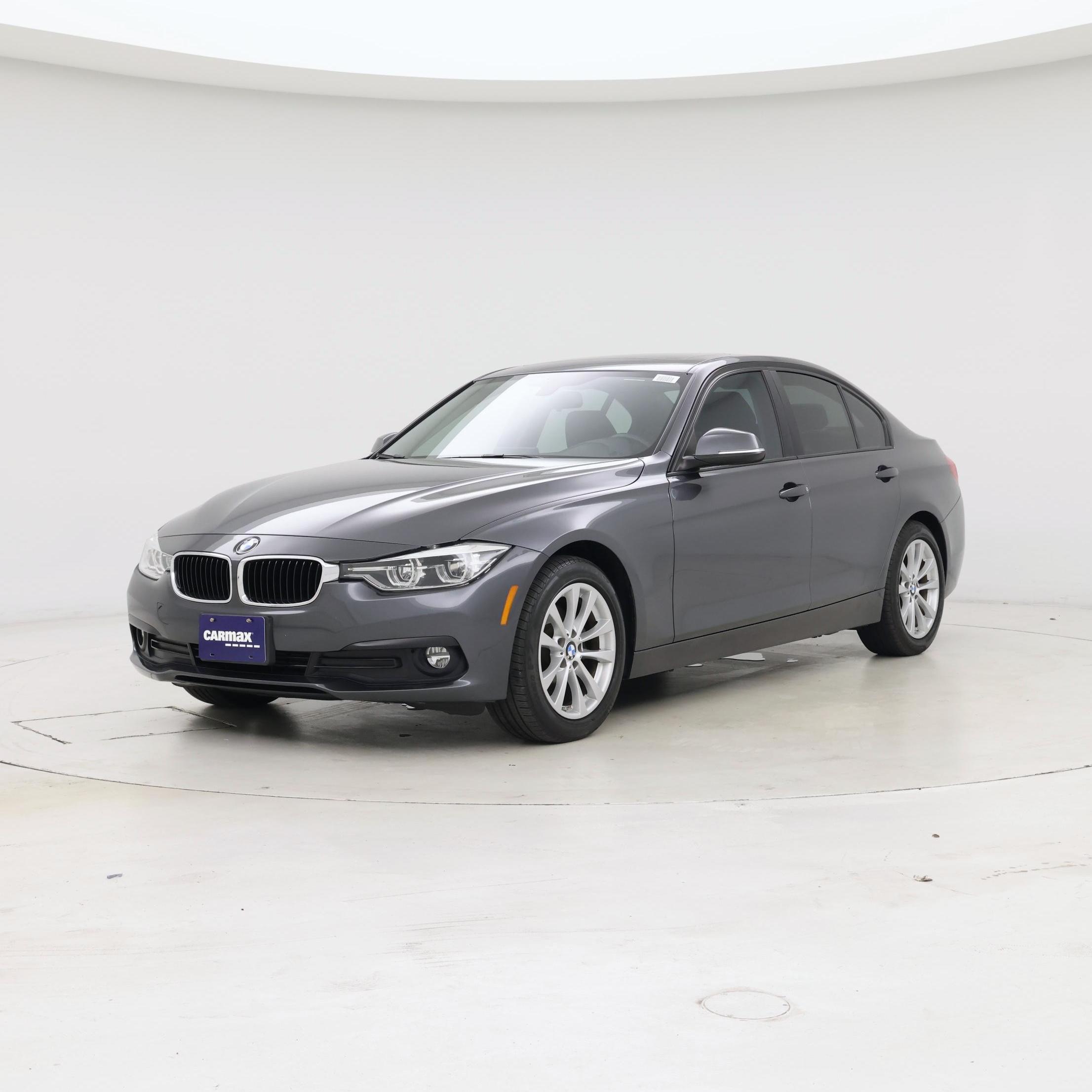 Thumbnail: 2018 BMW 3 Series - 4