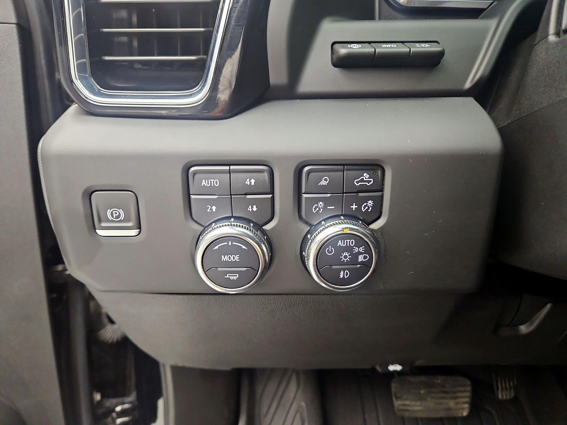 Thumbnail: 2024 GMC Sierra 2500 - 11