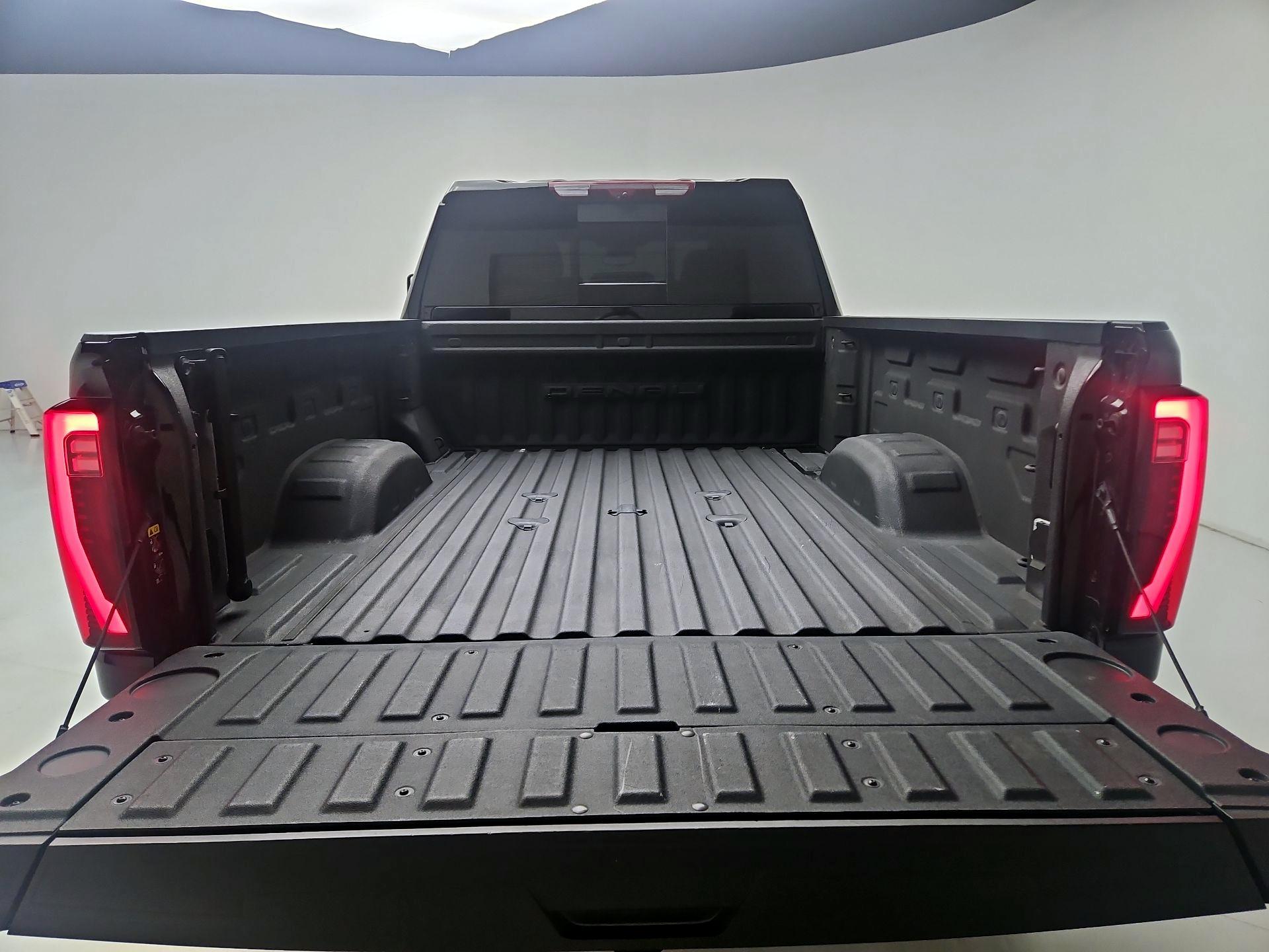 Thumbnail: 2024 GMC Sierra 2500 - 19