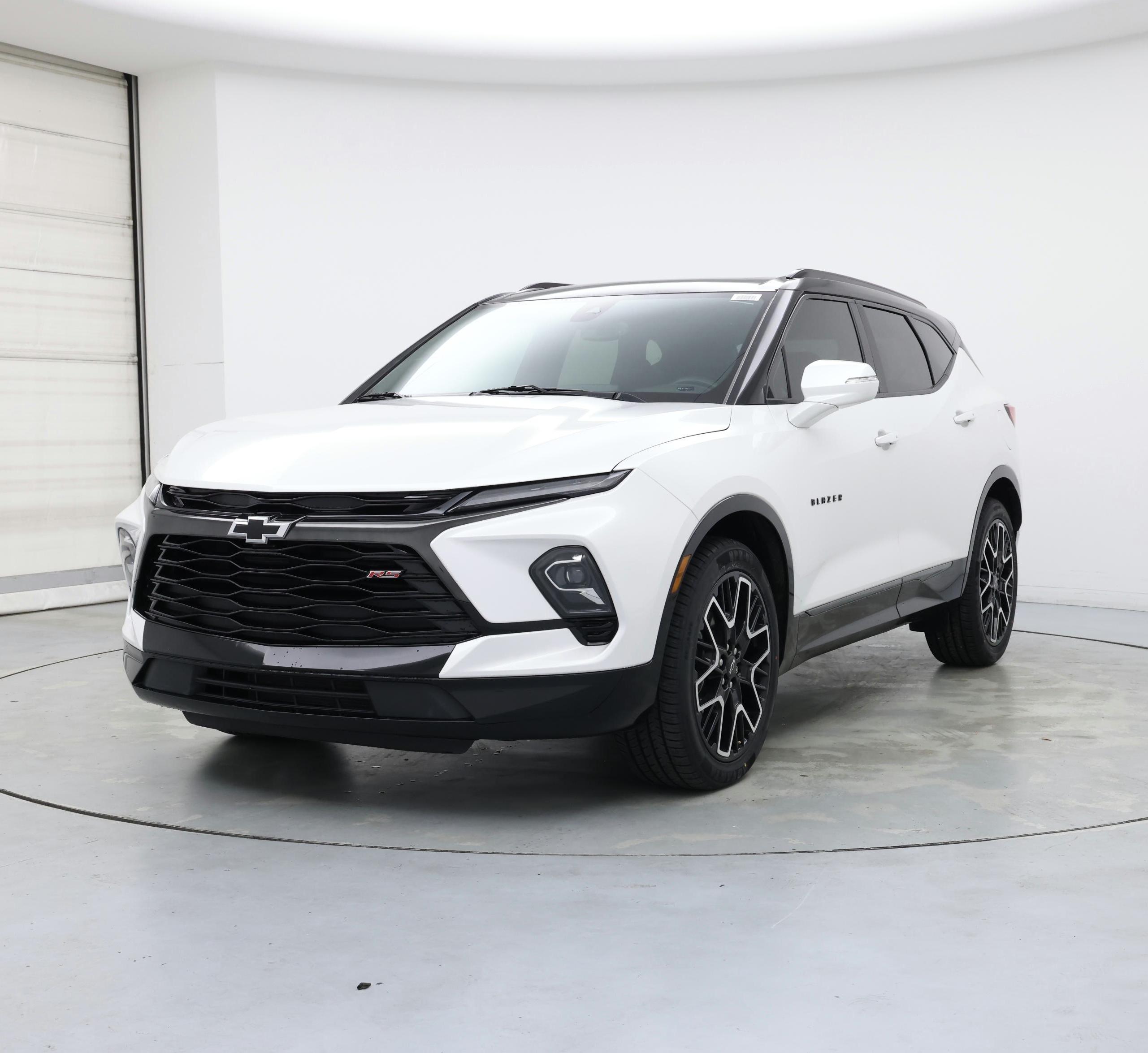 Thumbnail: 2023 Chevrolet Blazer - 4