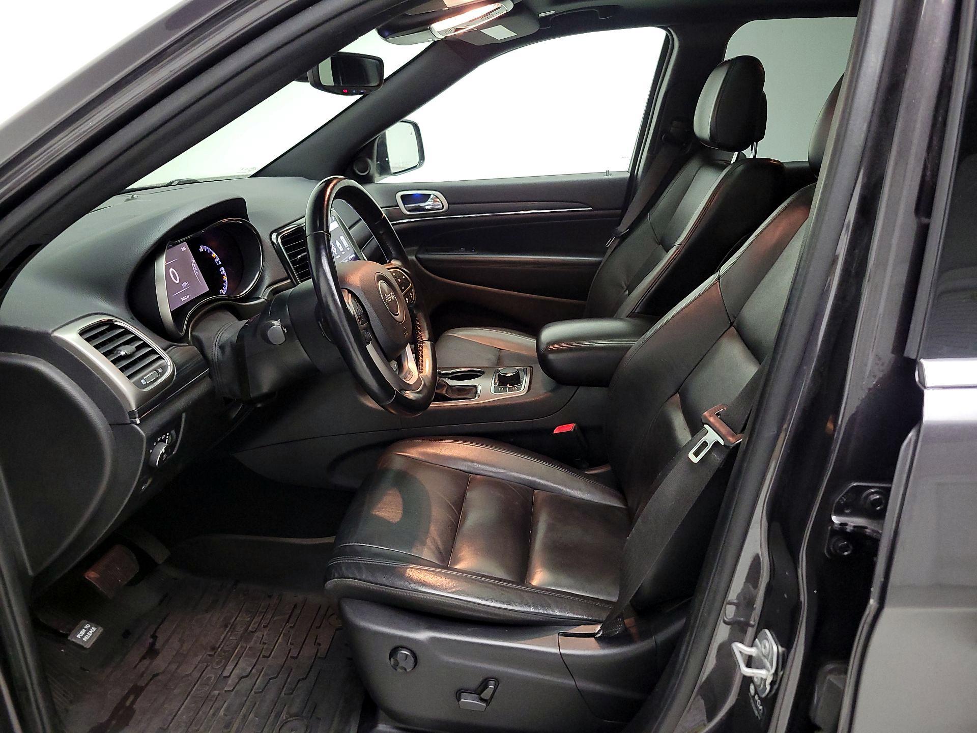 Thumbnail: 2021 Jeep Grand Cherokee - 11