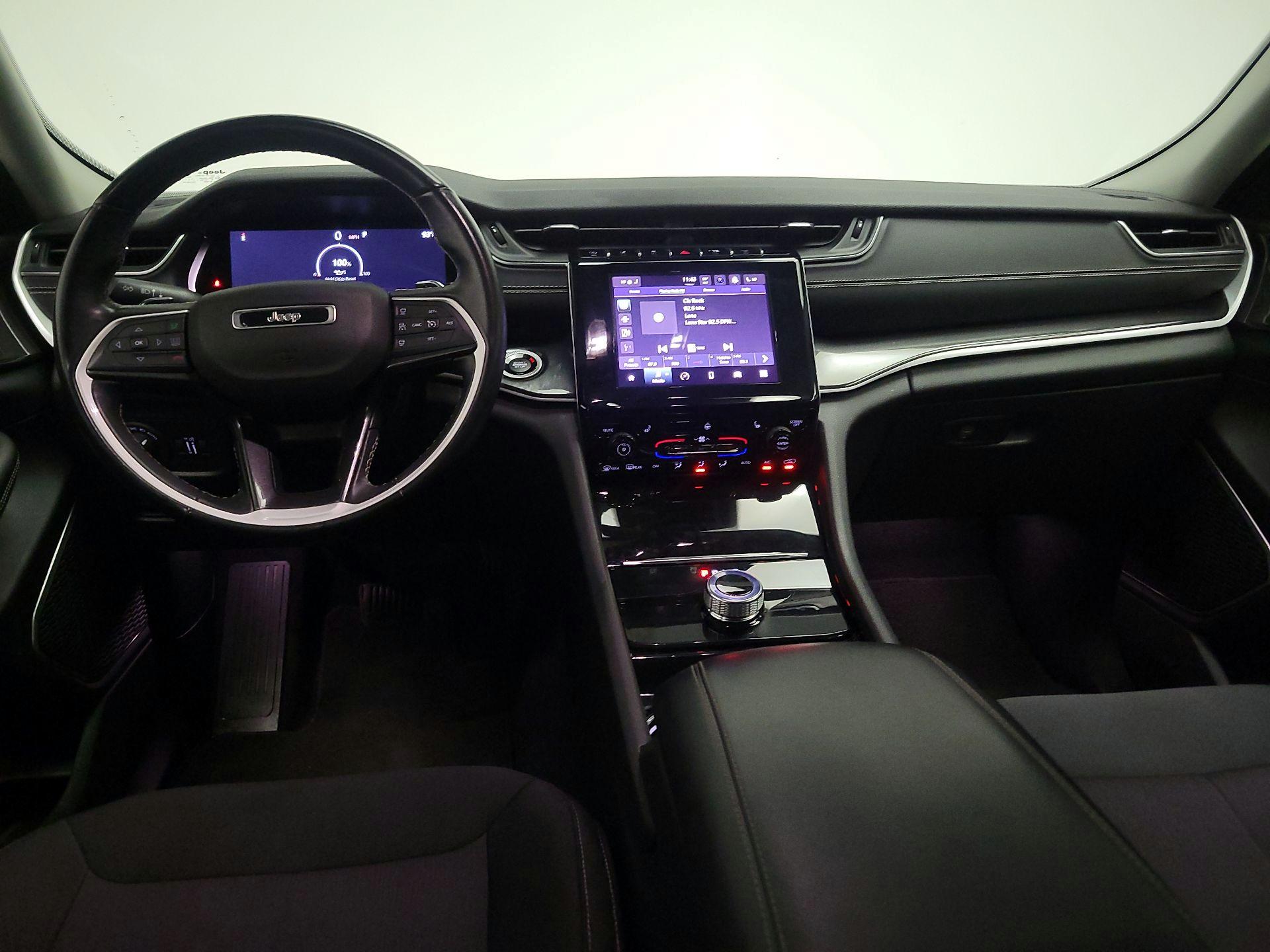 Thumbnail: 2022 Jeep Grand Cherokee - 9