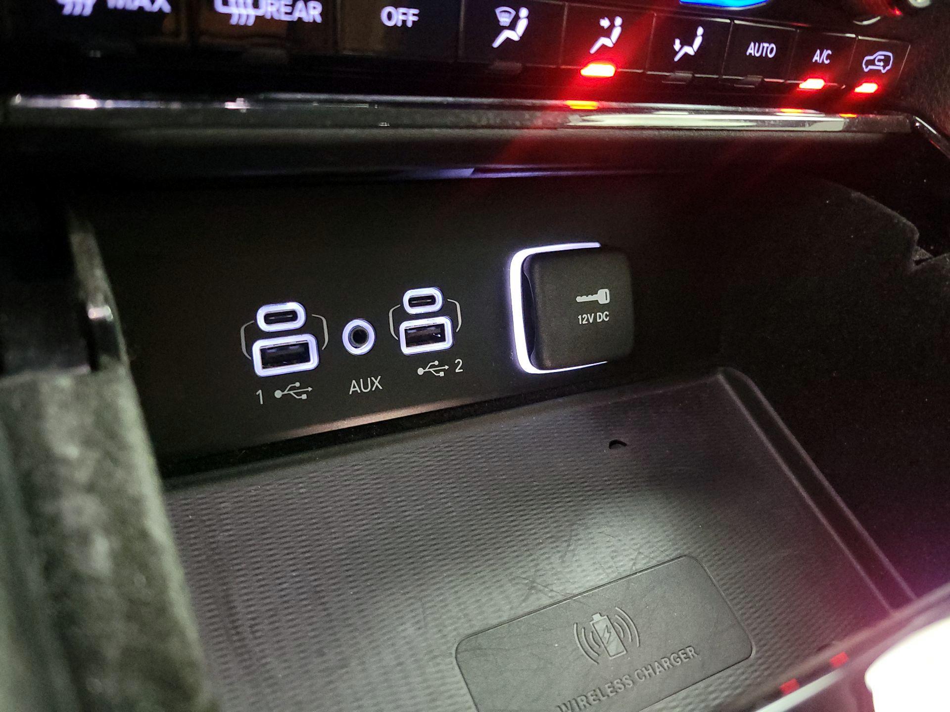Thumbnail: 2022 Jeep Grand Cherokee - 17