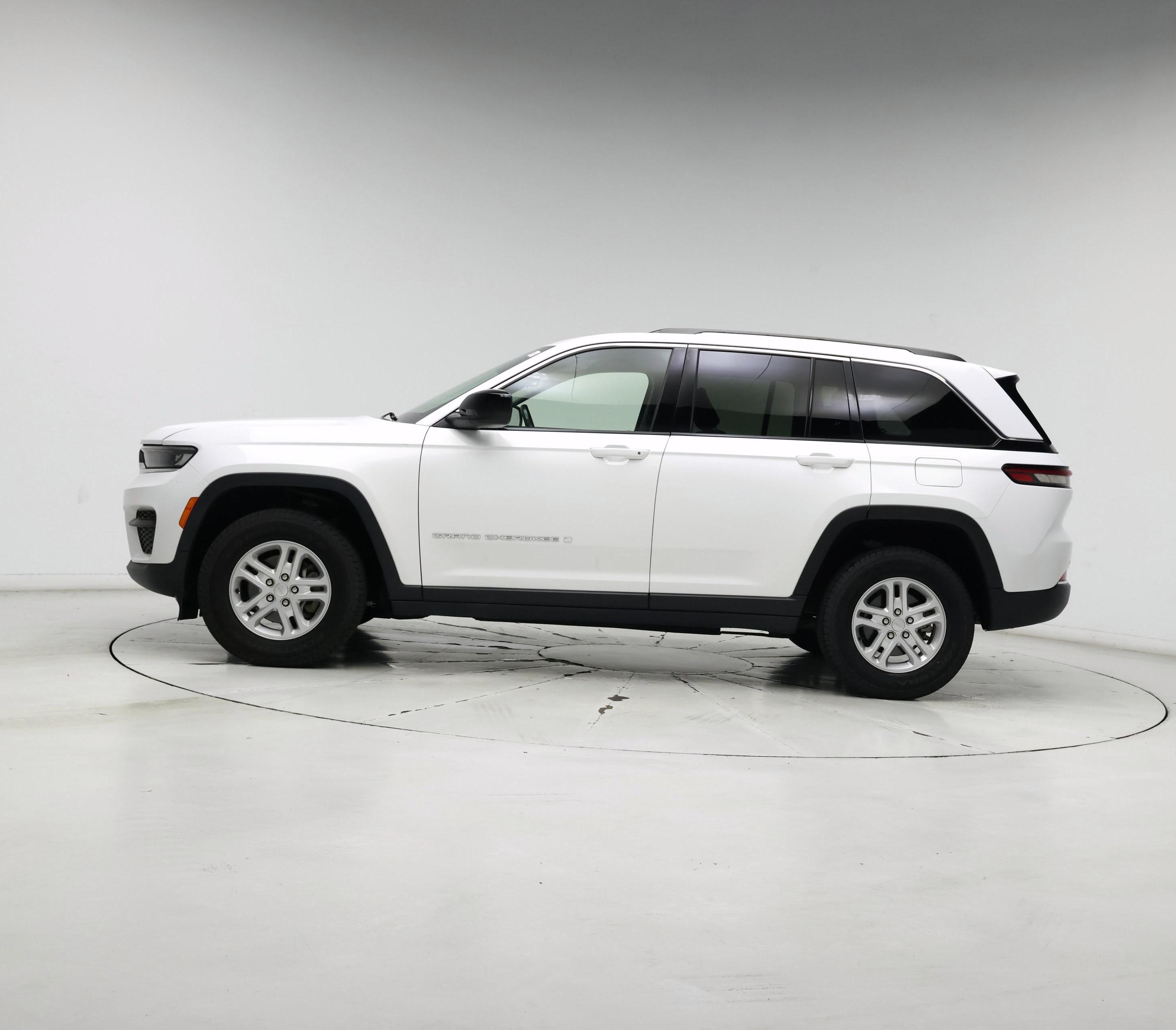 Thumbnail: 2022 Jeep Grand Cherokee - 3