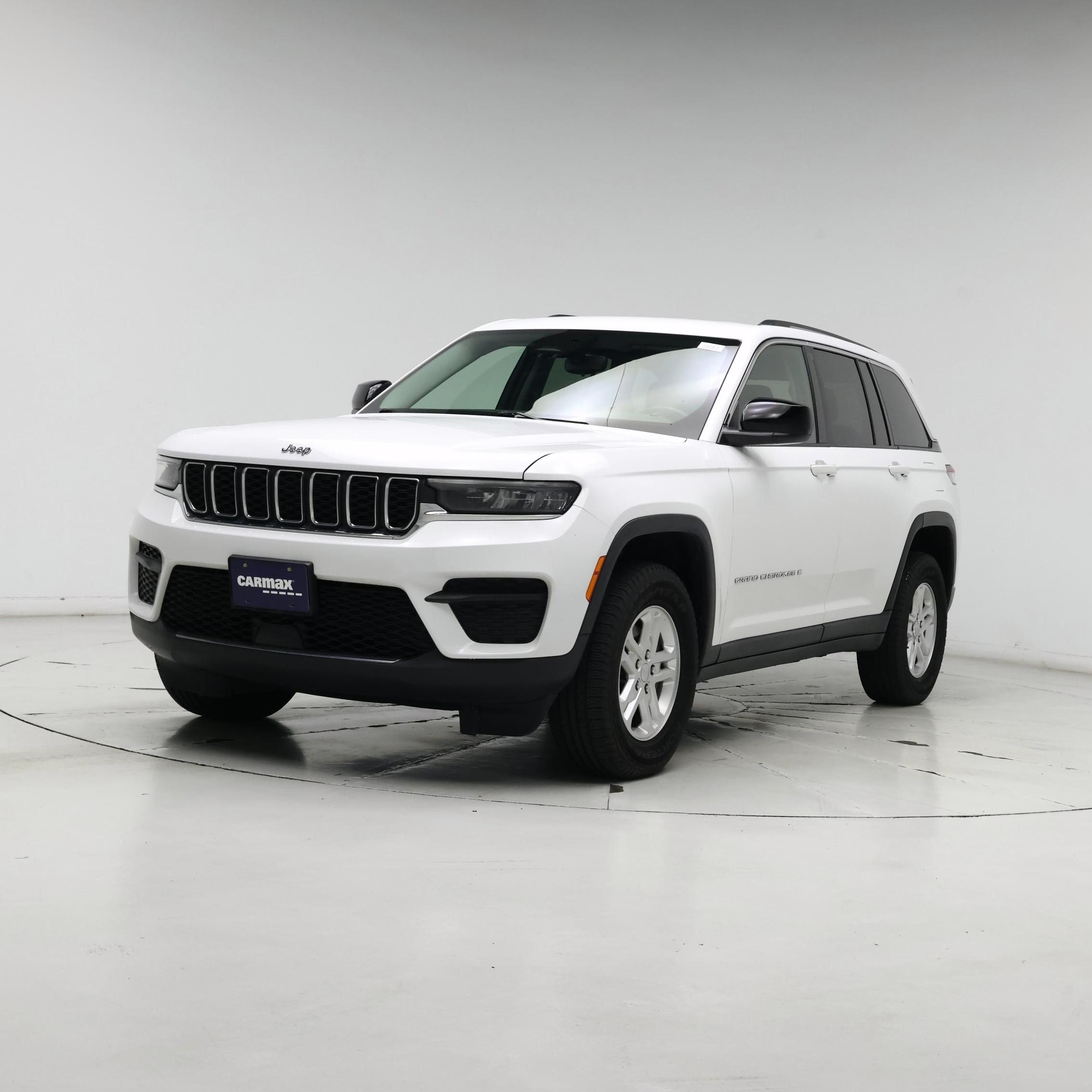 Thumbnail: 2022 Jeep Grand Cherokee - 4