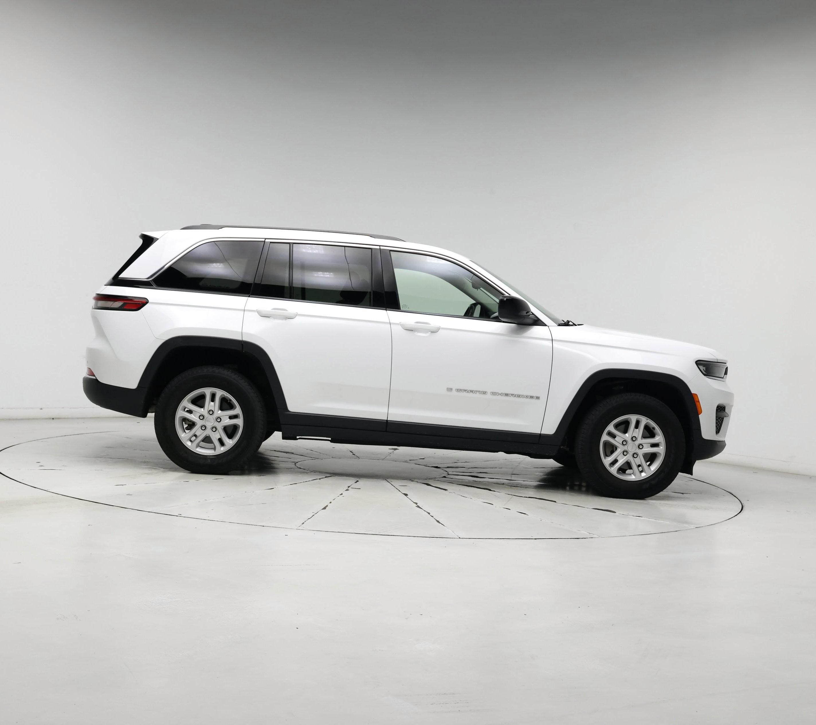 Thumbnail: 2022 Jeep Grand Cherokee - 7
