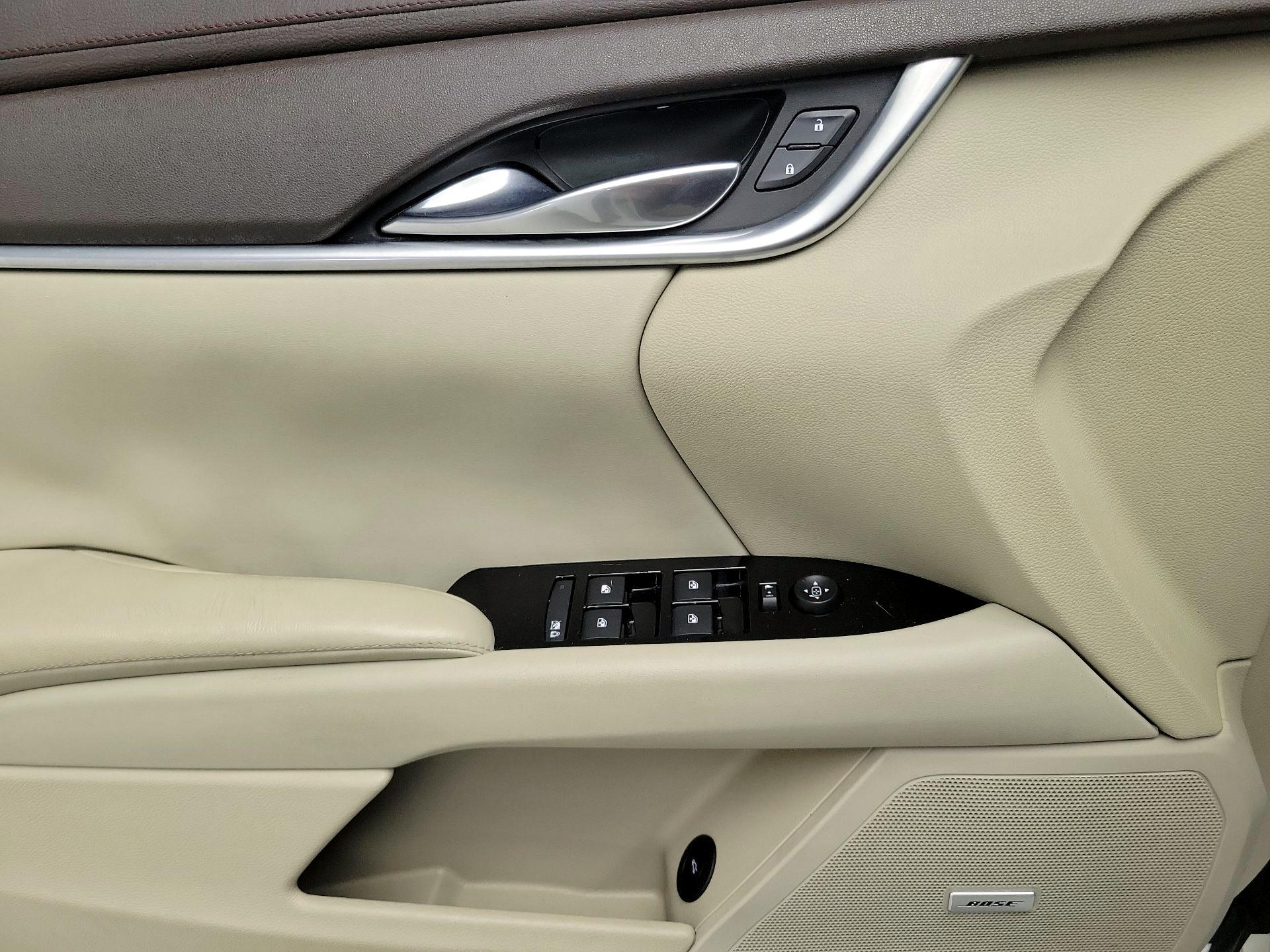 Thumbnail: 2017 Cadillac XTS - 12