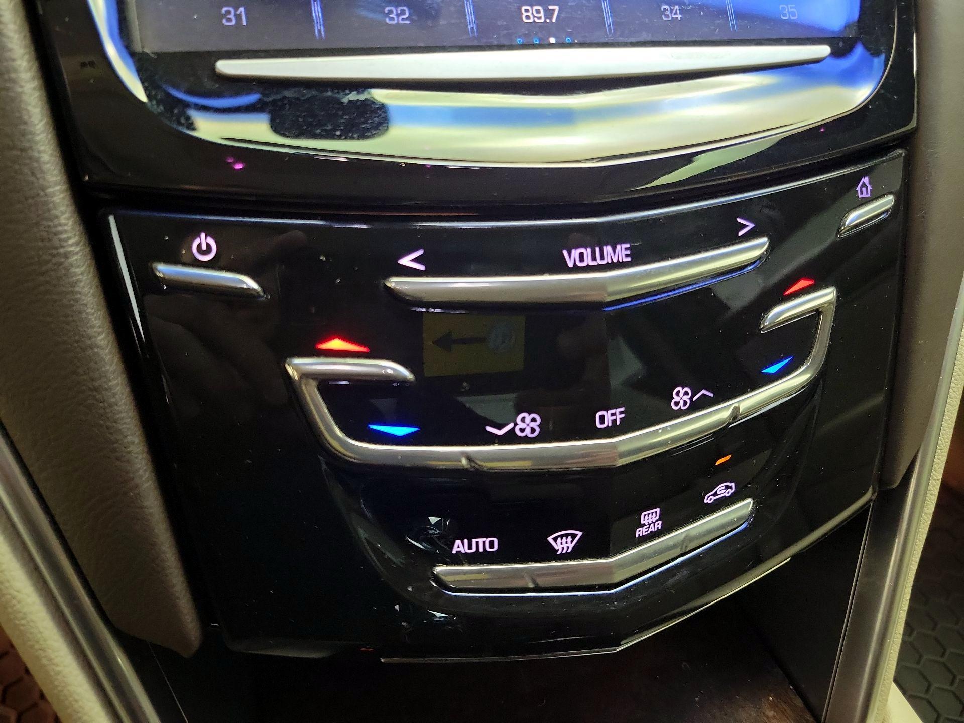 Thumbnail: 2017 Cadillac XTS - 16