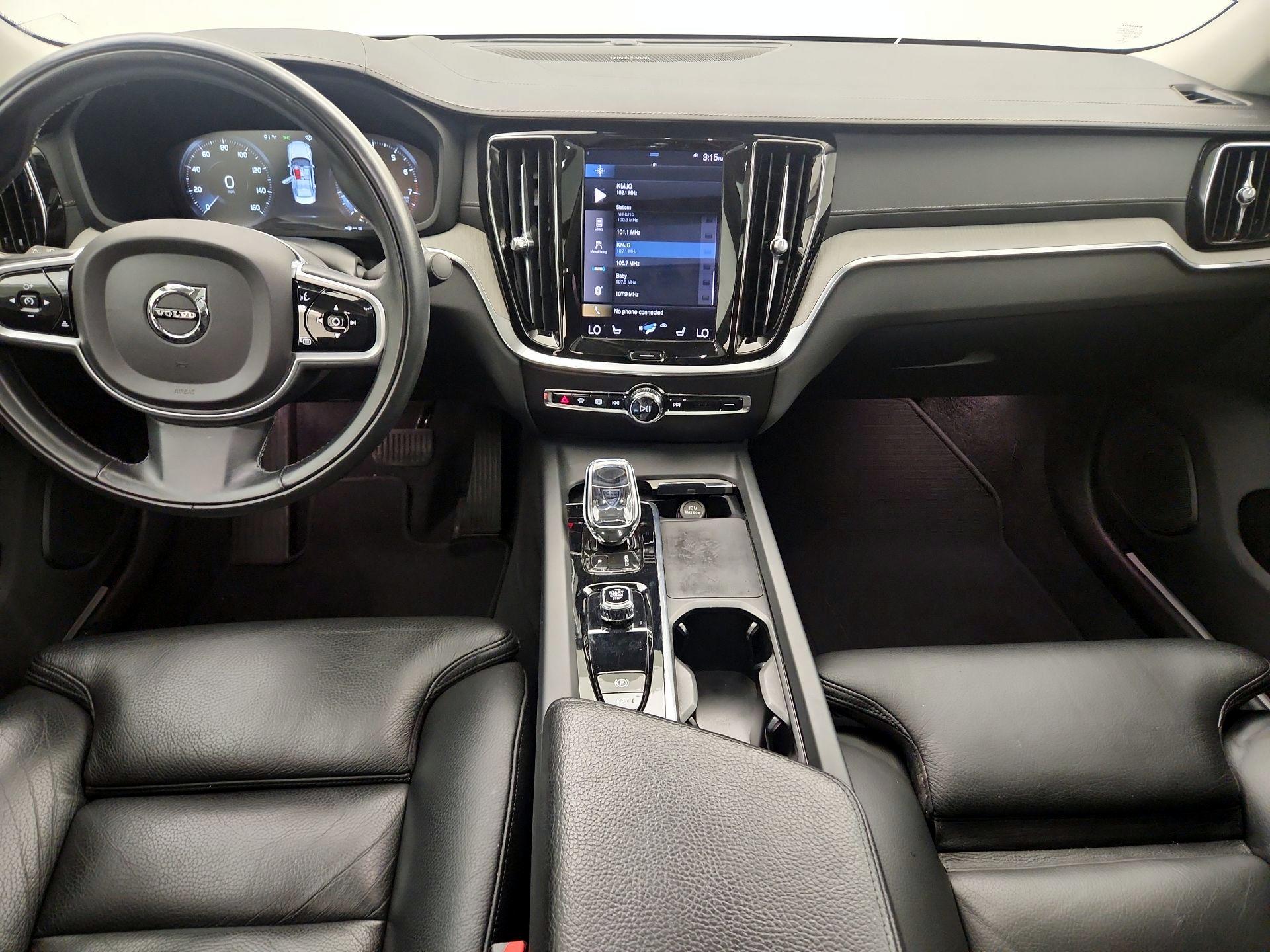 Thumbnail: 2022 Volvo S60 - 9