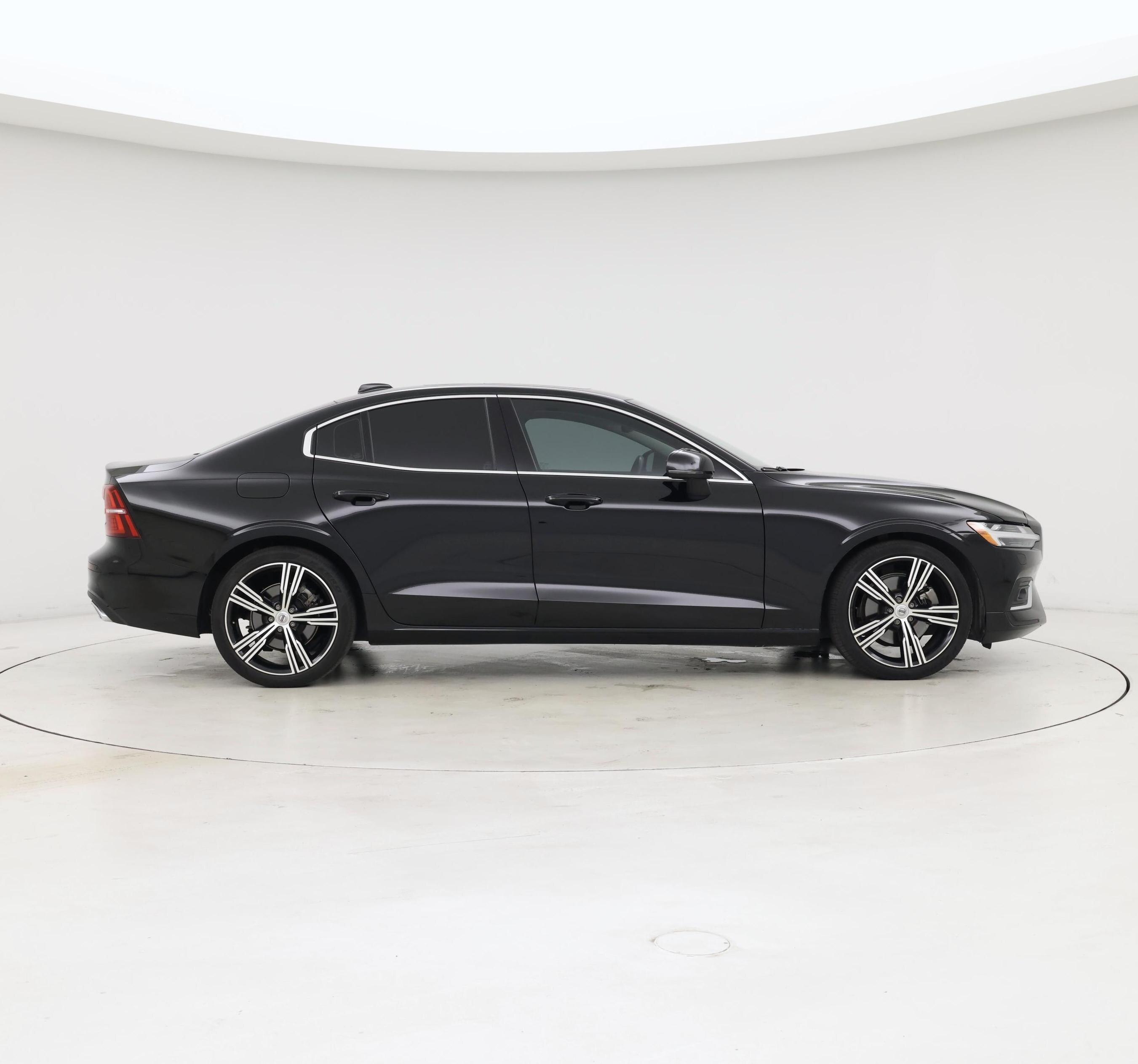 Thumbnail: 2022 Volvo S60 - 7