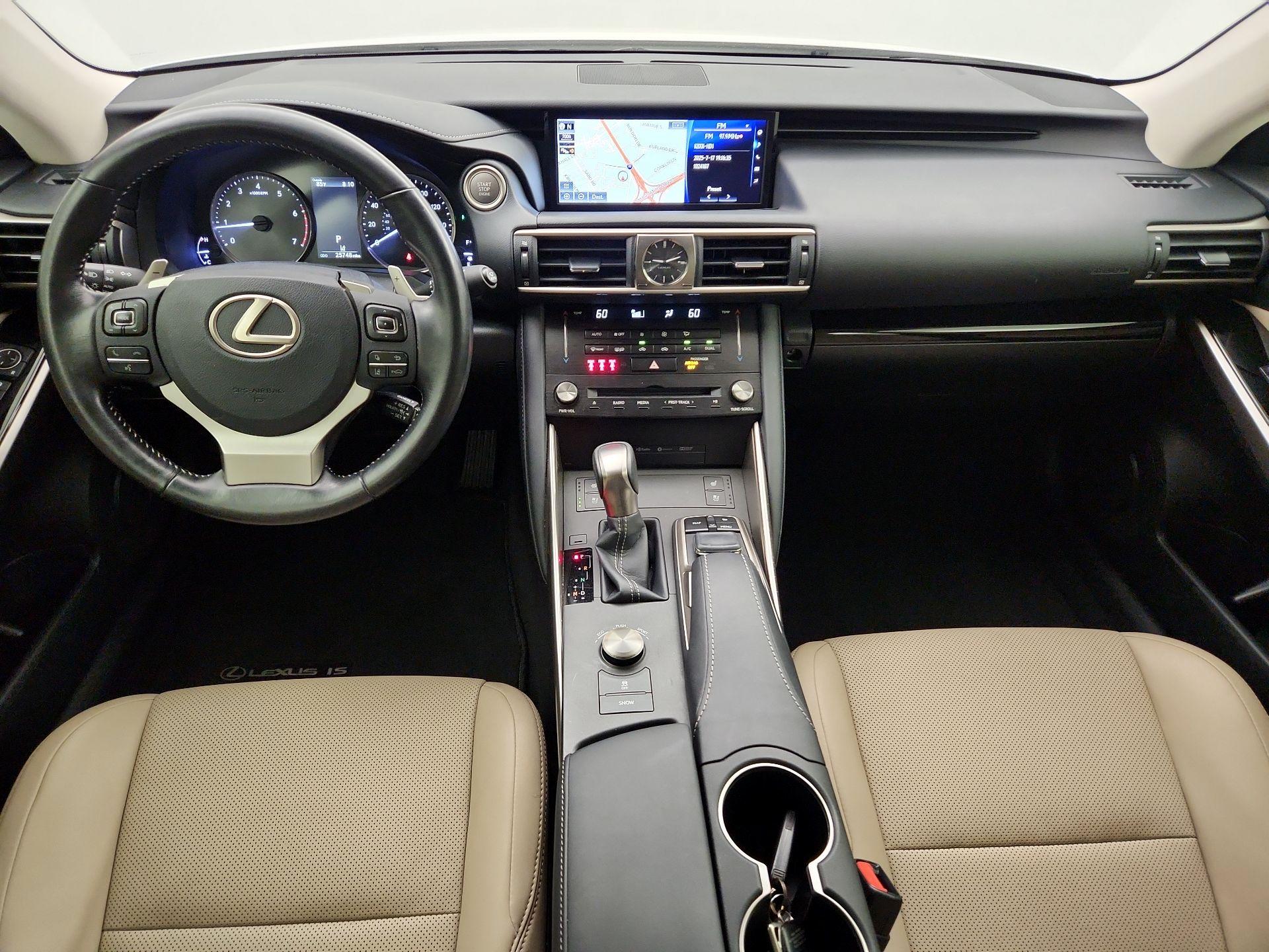 Thumbnail: 2017 Lexus IS - 9