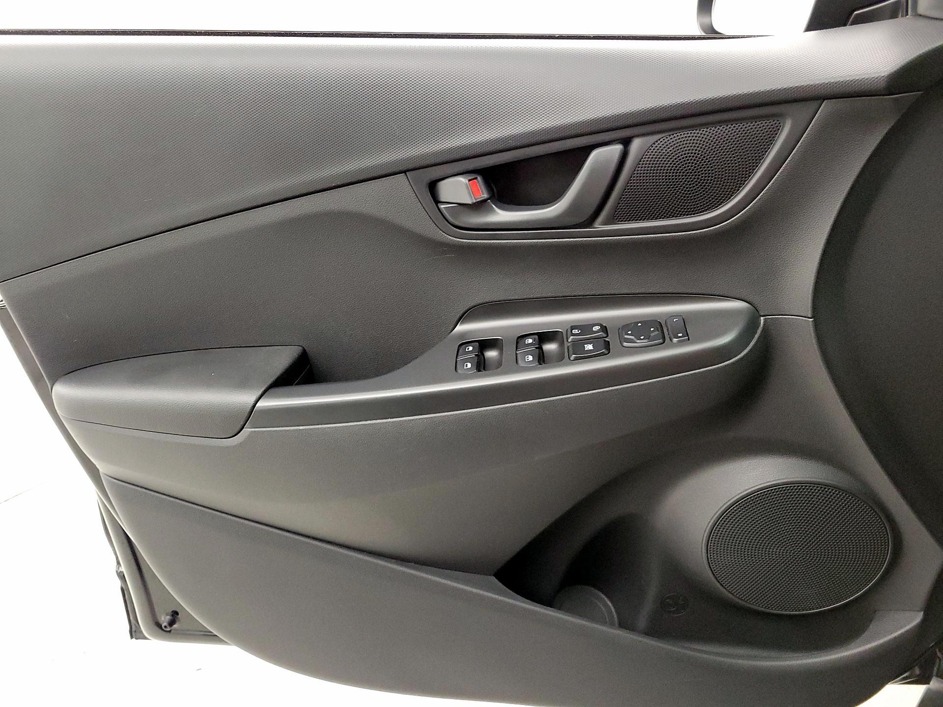 Thumbnail: 2023 Hyundai Kona - 12