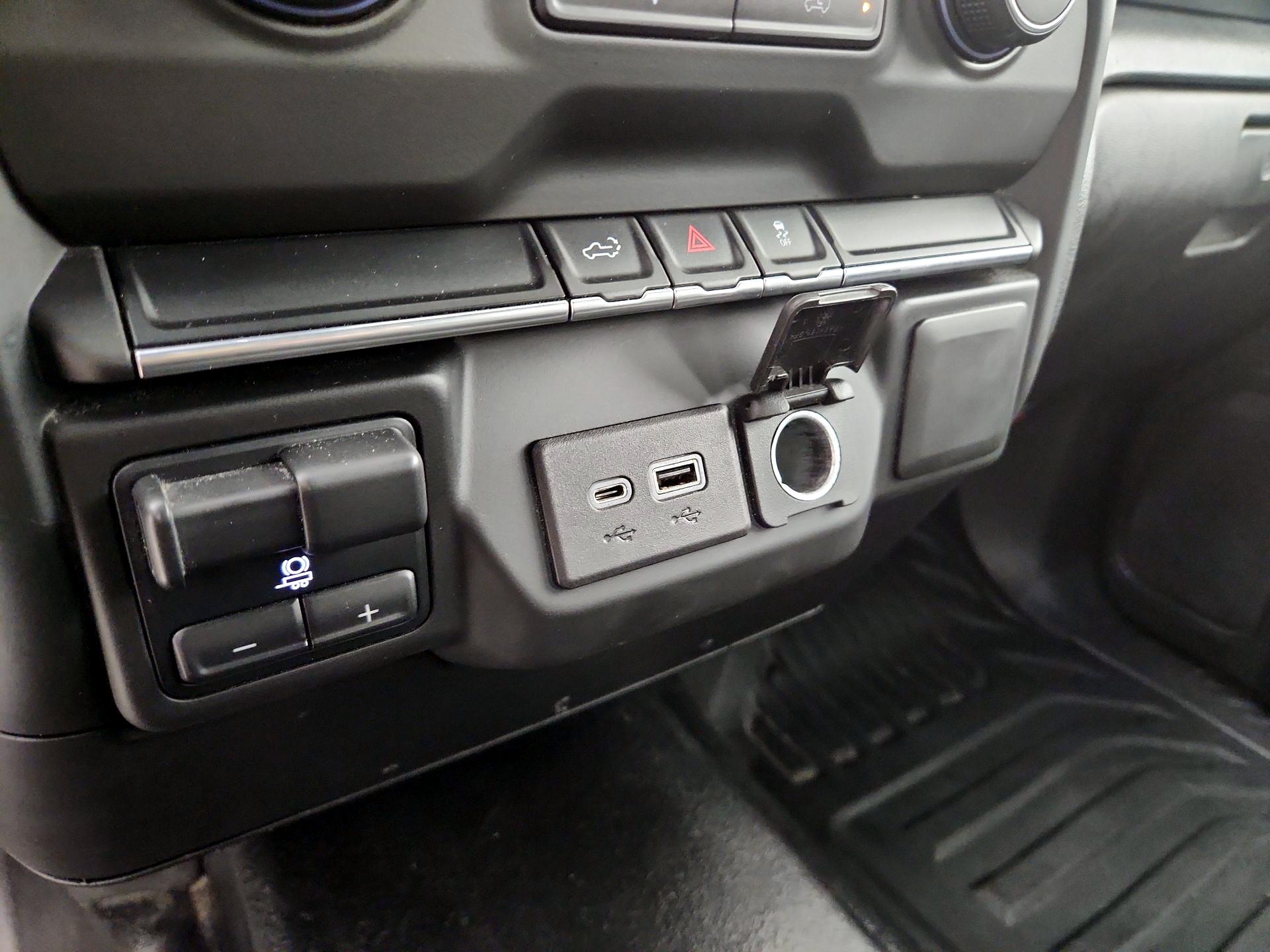 Thumbnail: 2021 Chevrolet Silverado 2500 - 18