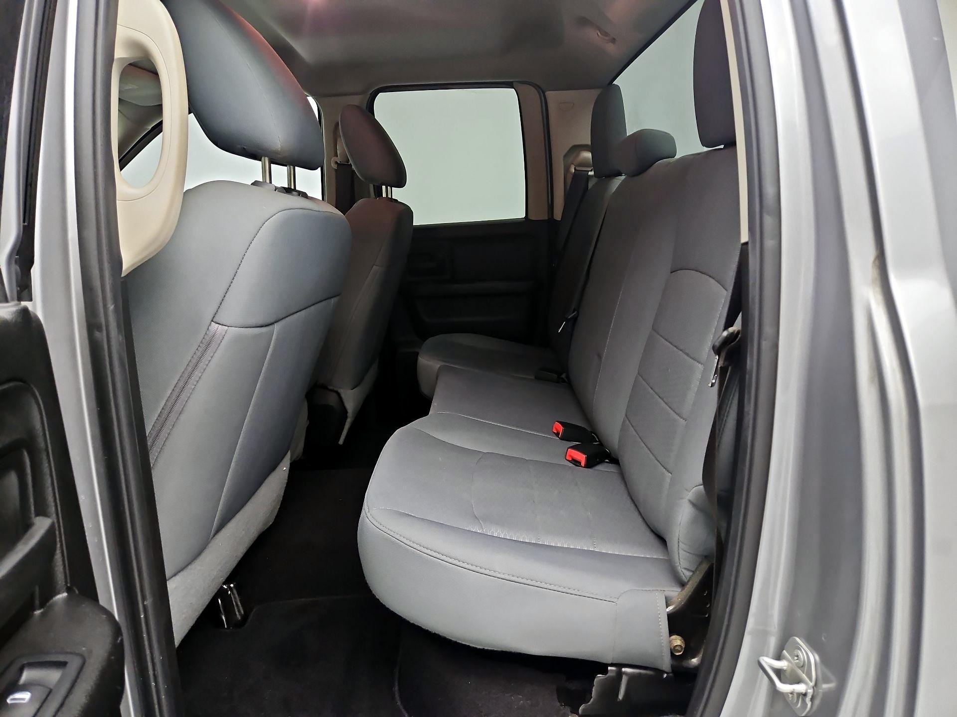 Thumbnail: 2019 RAM 1500 Classic - 18