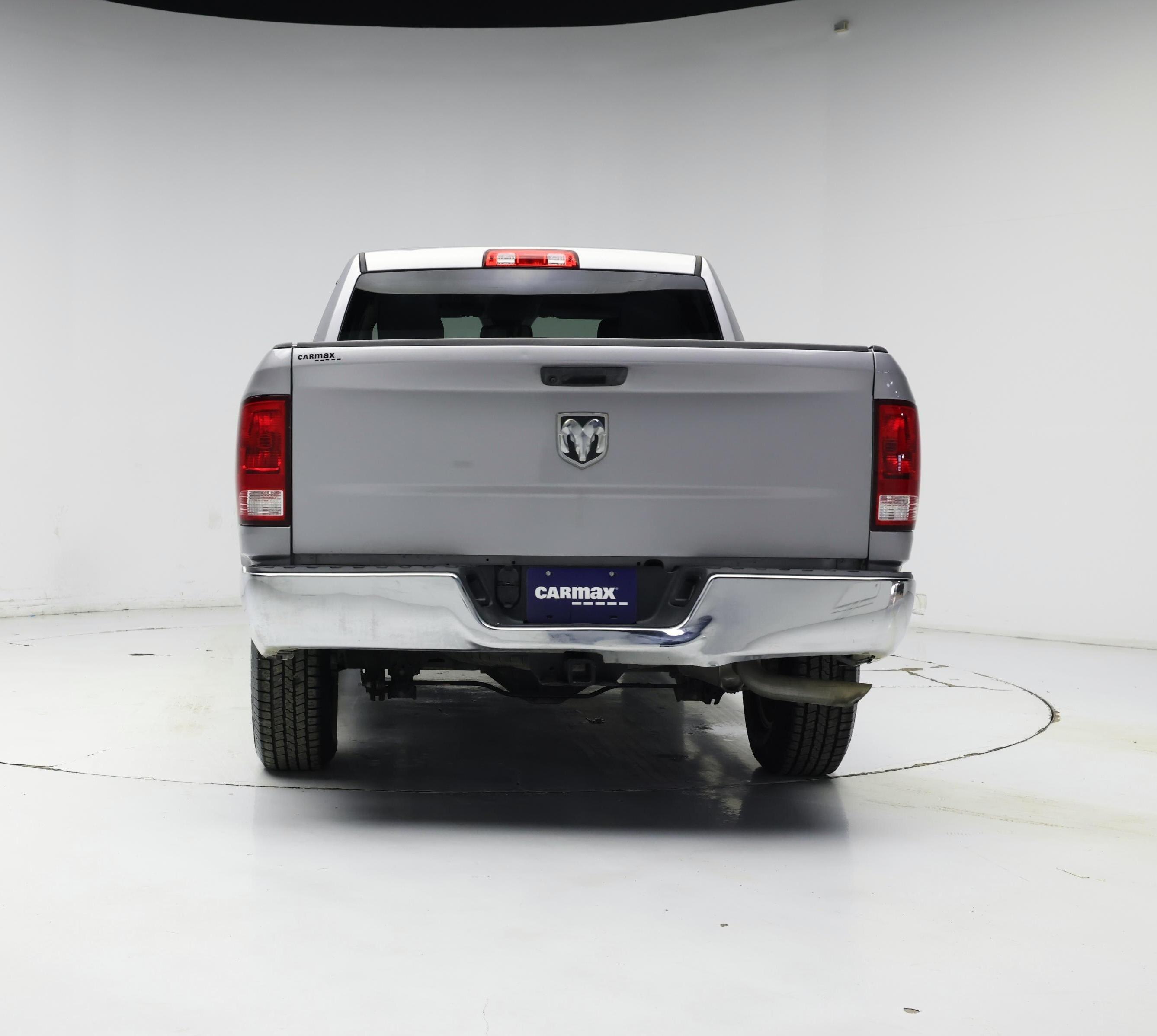 Thumbnail: 2019 RAM 1500 Classic - 6