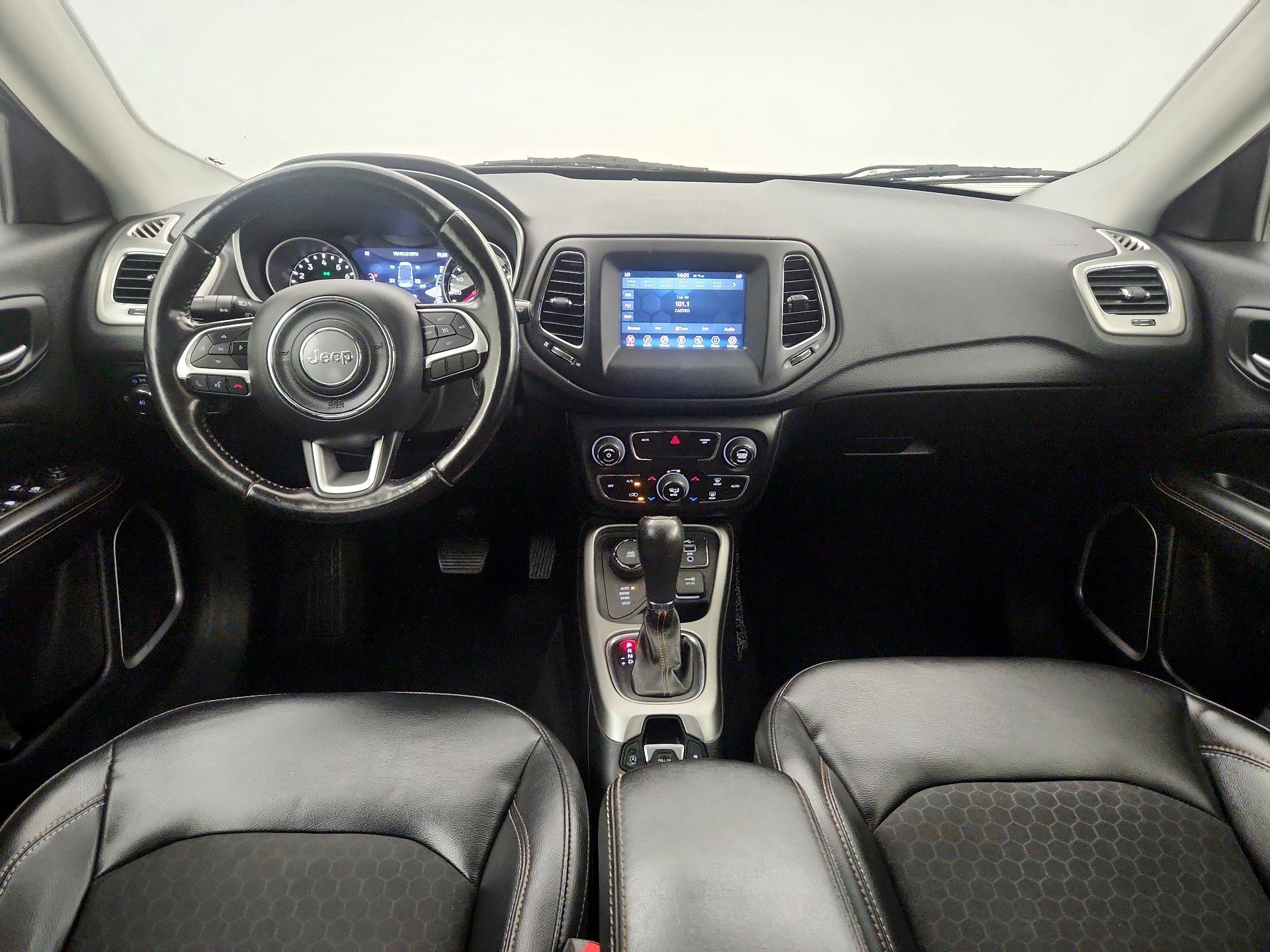 Thumbnail: 2019 Jeep Compass - 9