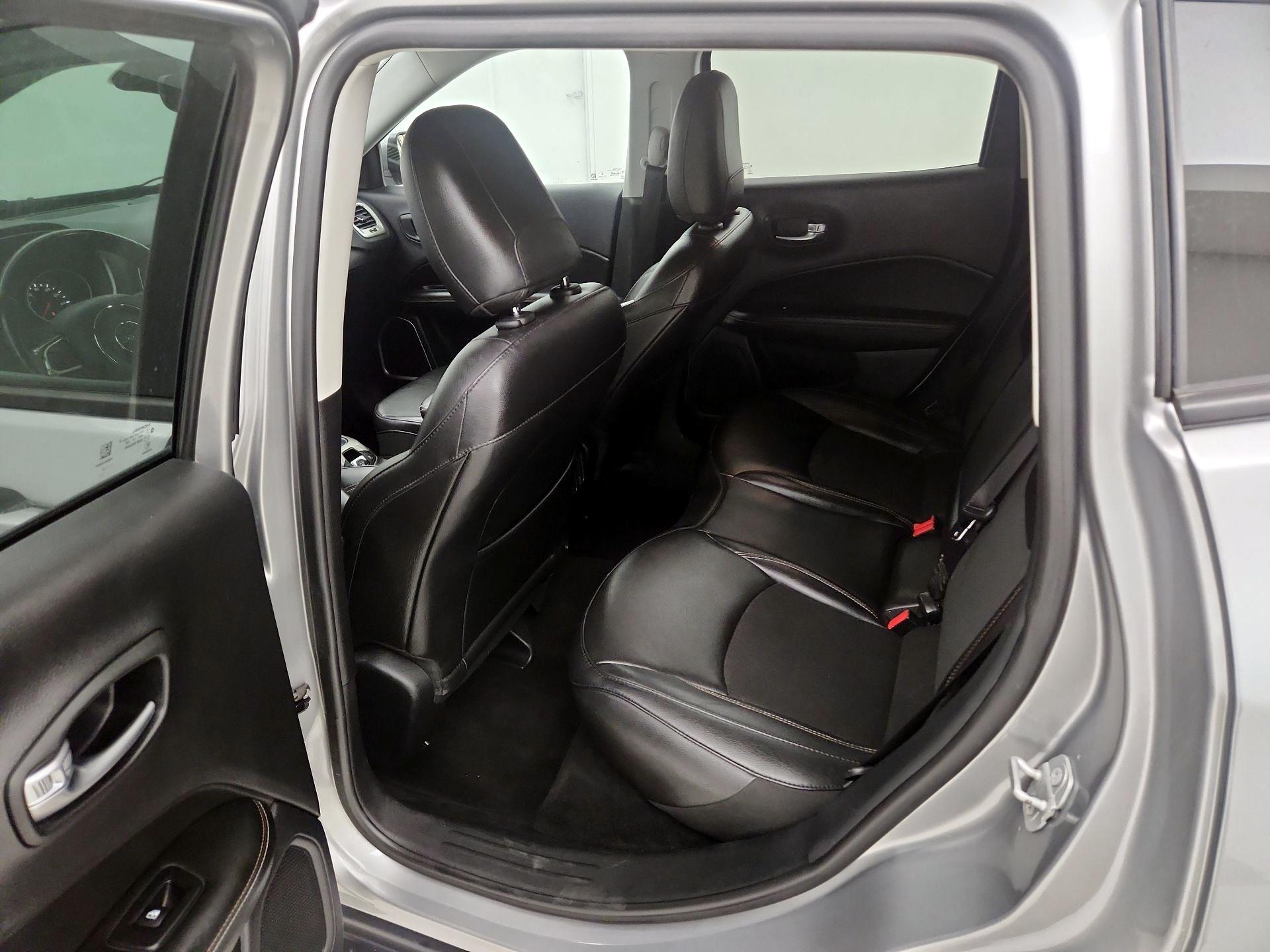 Thumbnail: 2019 Jeep Compass - 19