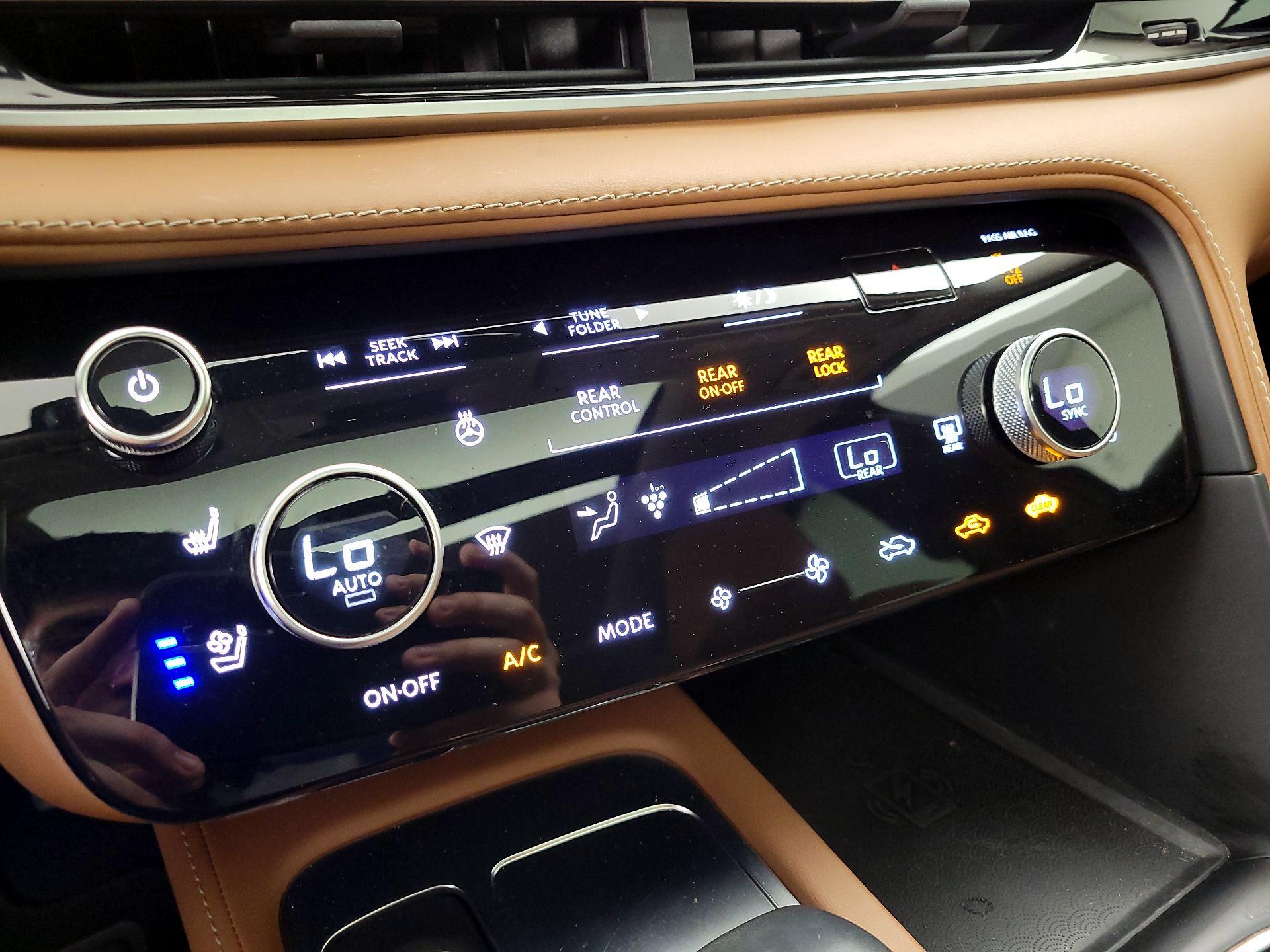 Thumbnail: 2023 INFINITI QX60 - 17