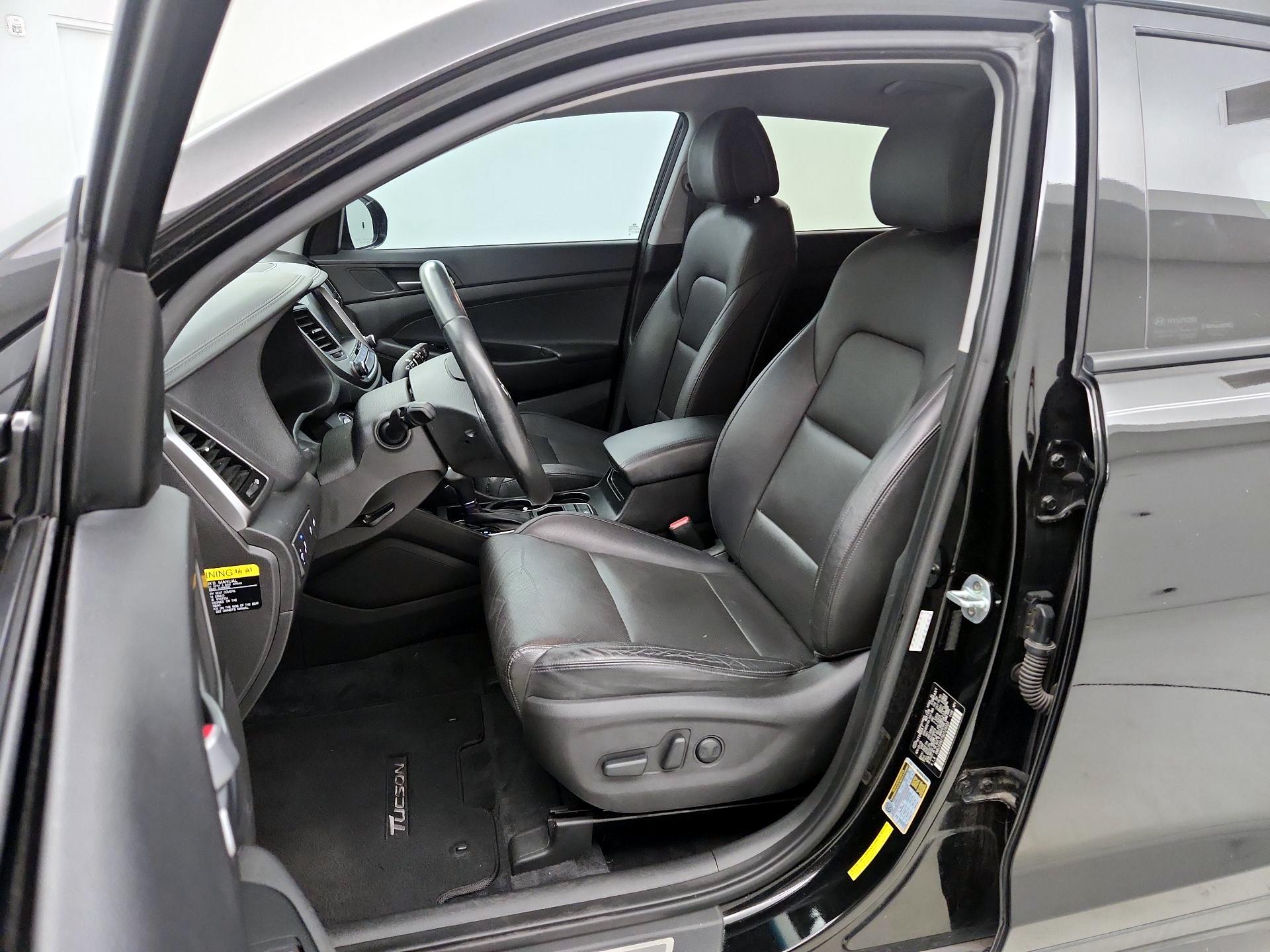 Thumbnail: 2016 Hyundai Tucson - 11