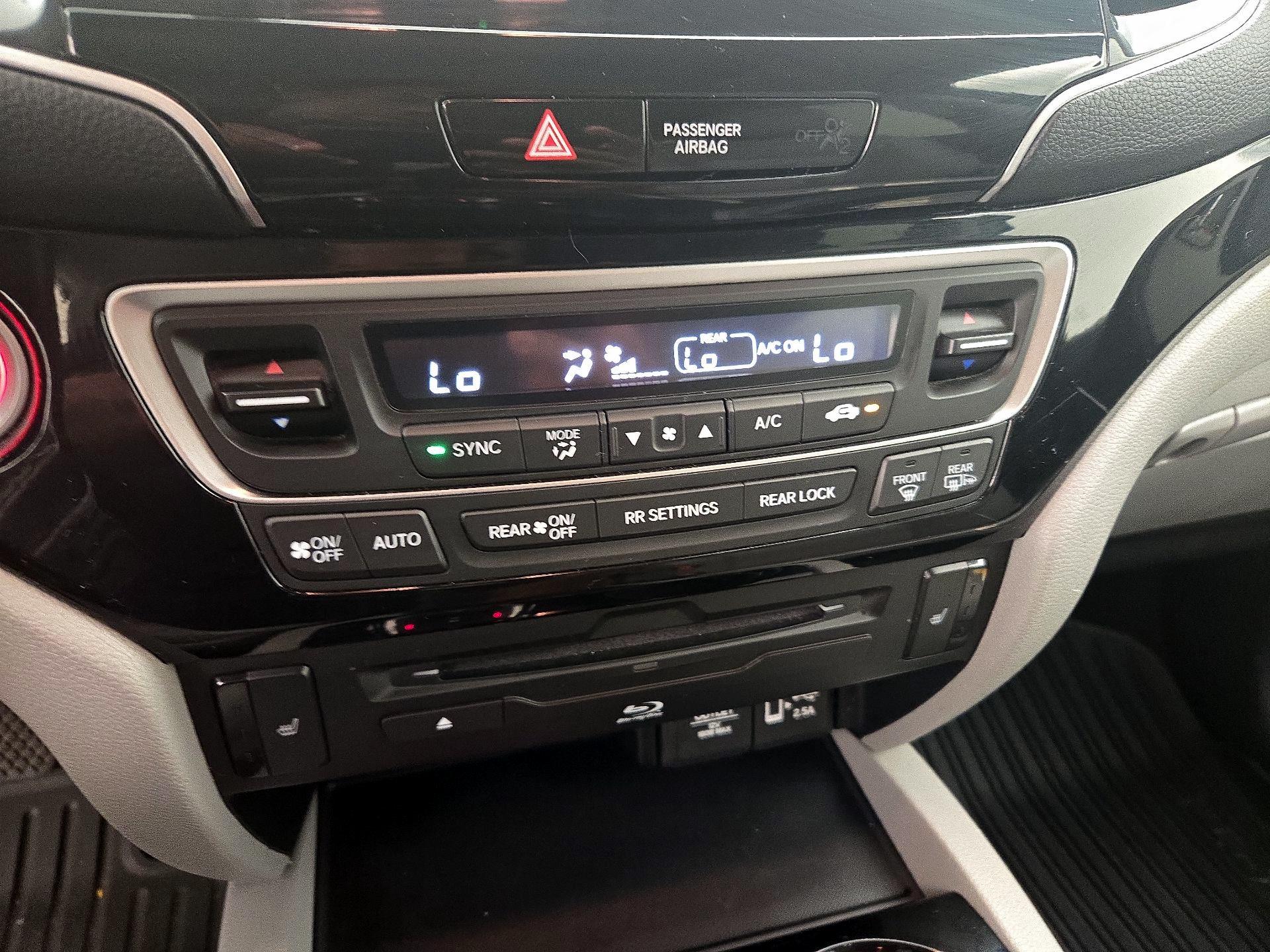 Thumbnail: 2022 Honda Pilot - 17