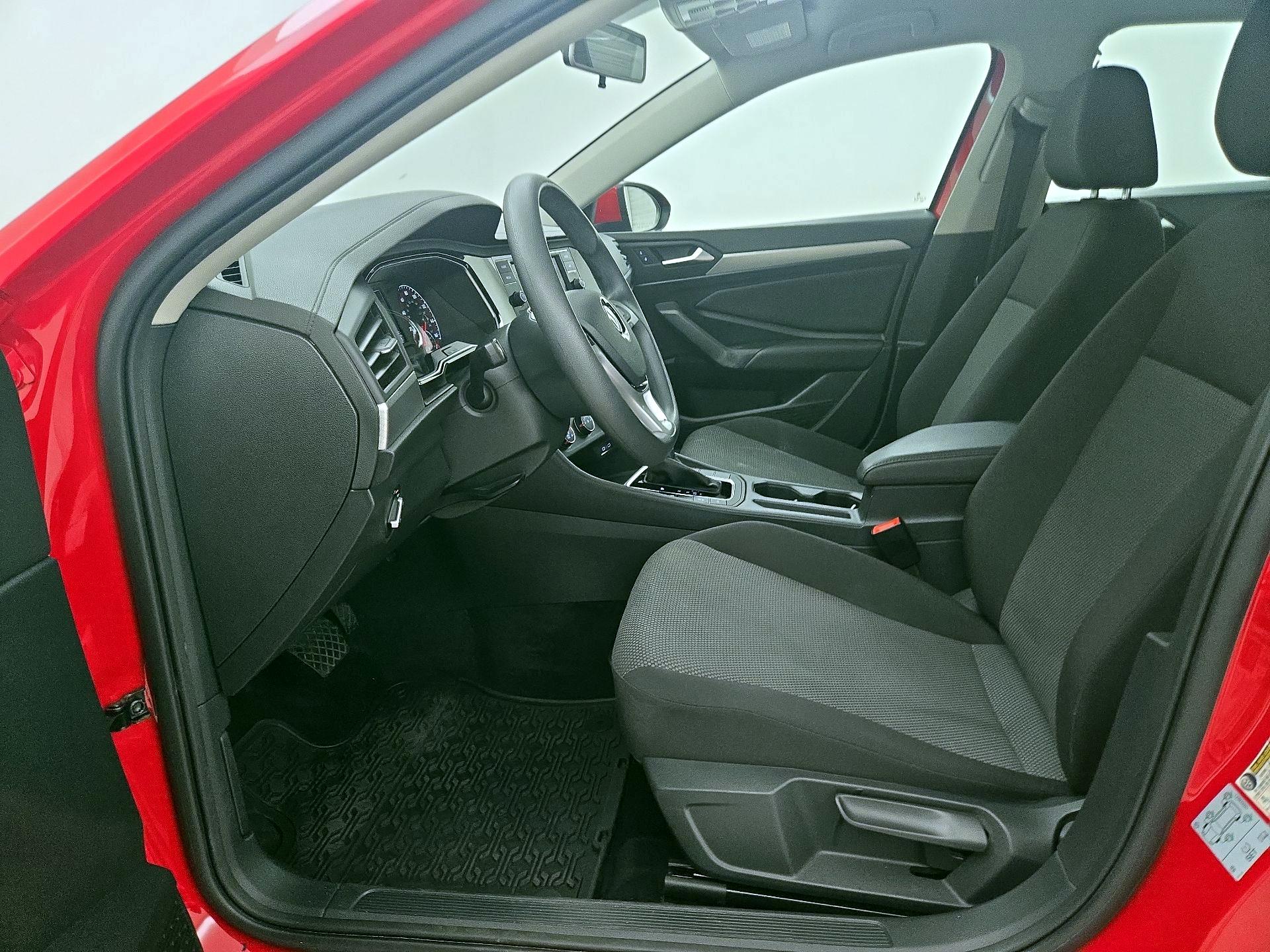 Thumbnail: 2021 Volkswagen Jetta - 11